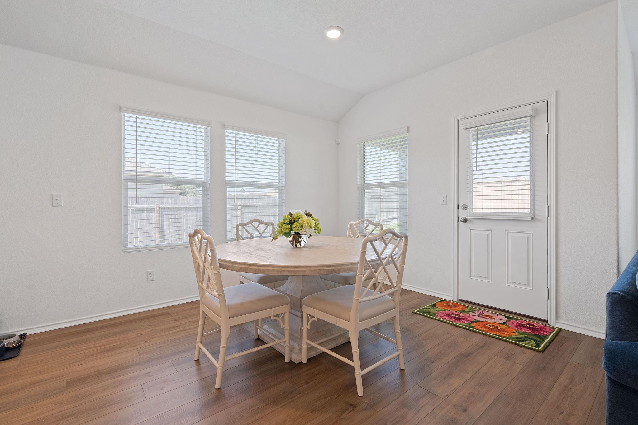 656 Silver Springs Bnd, Kyle, TX 78640