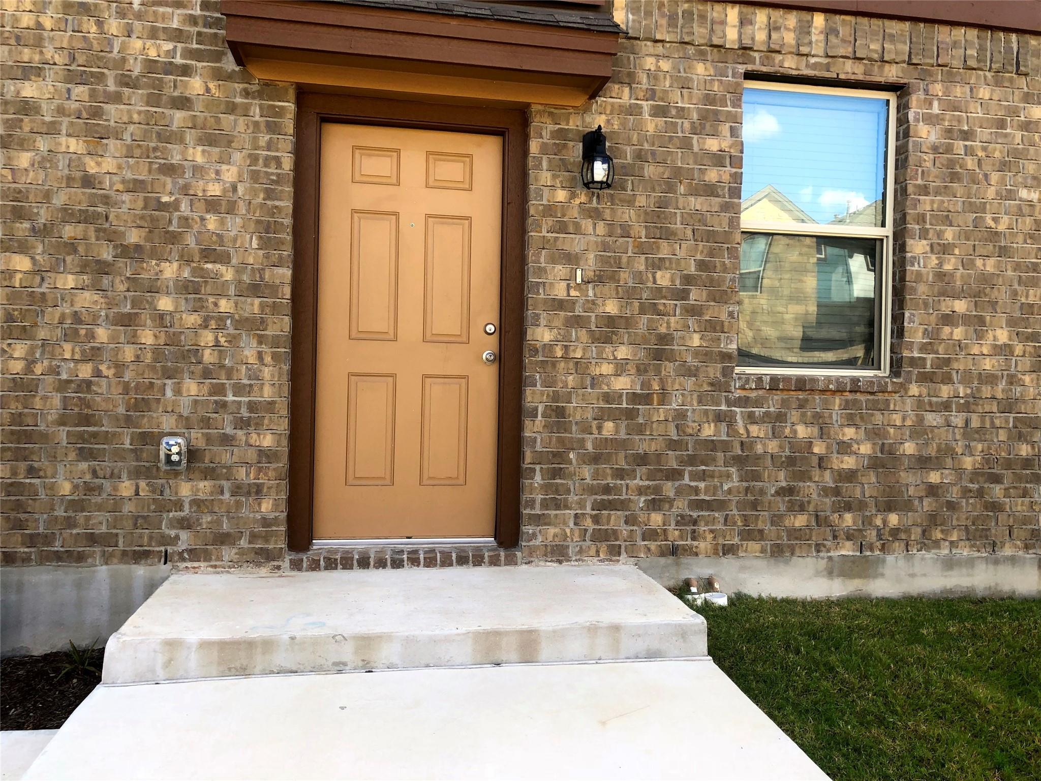 1001 Zodiac Ln # 58, Round Rock, TX 78665