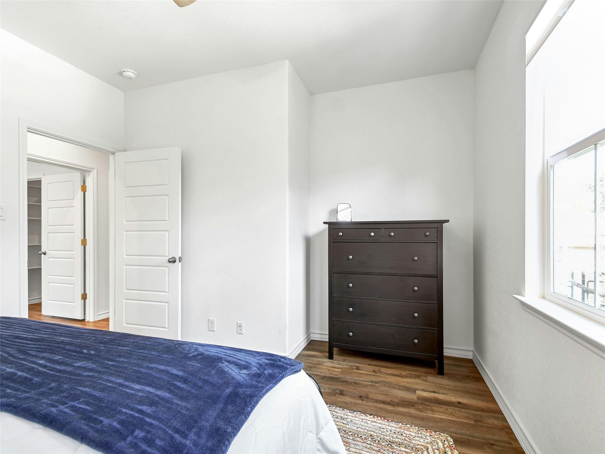 660 Mockingbird Dr, Canyon Lake, TX 78133