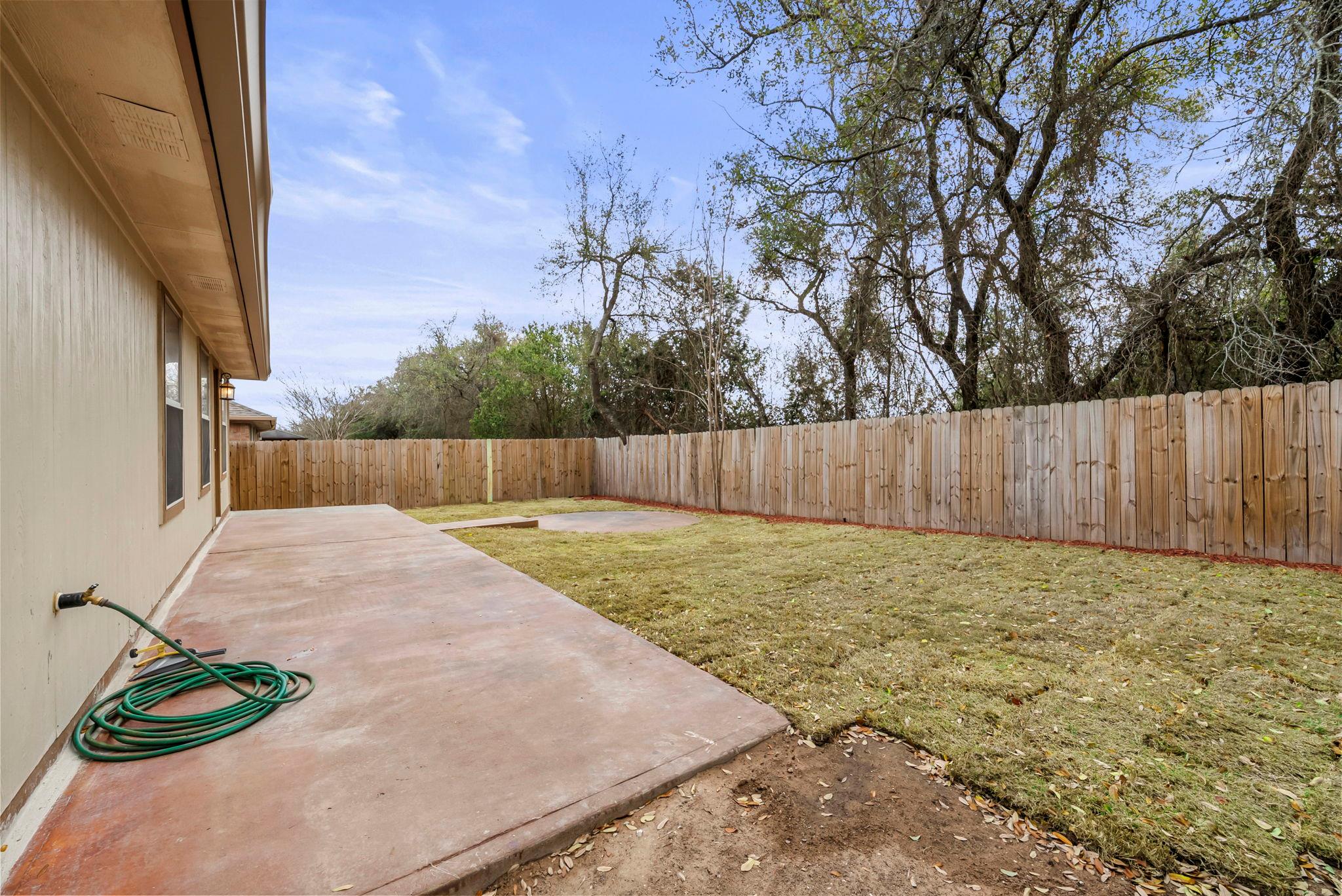 236 San Felipe Dr, Kyle, TX 78640