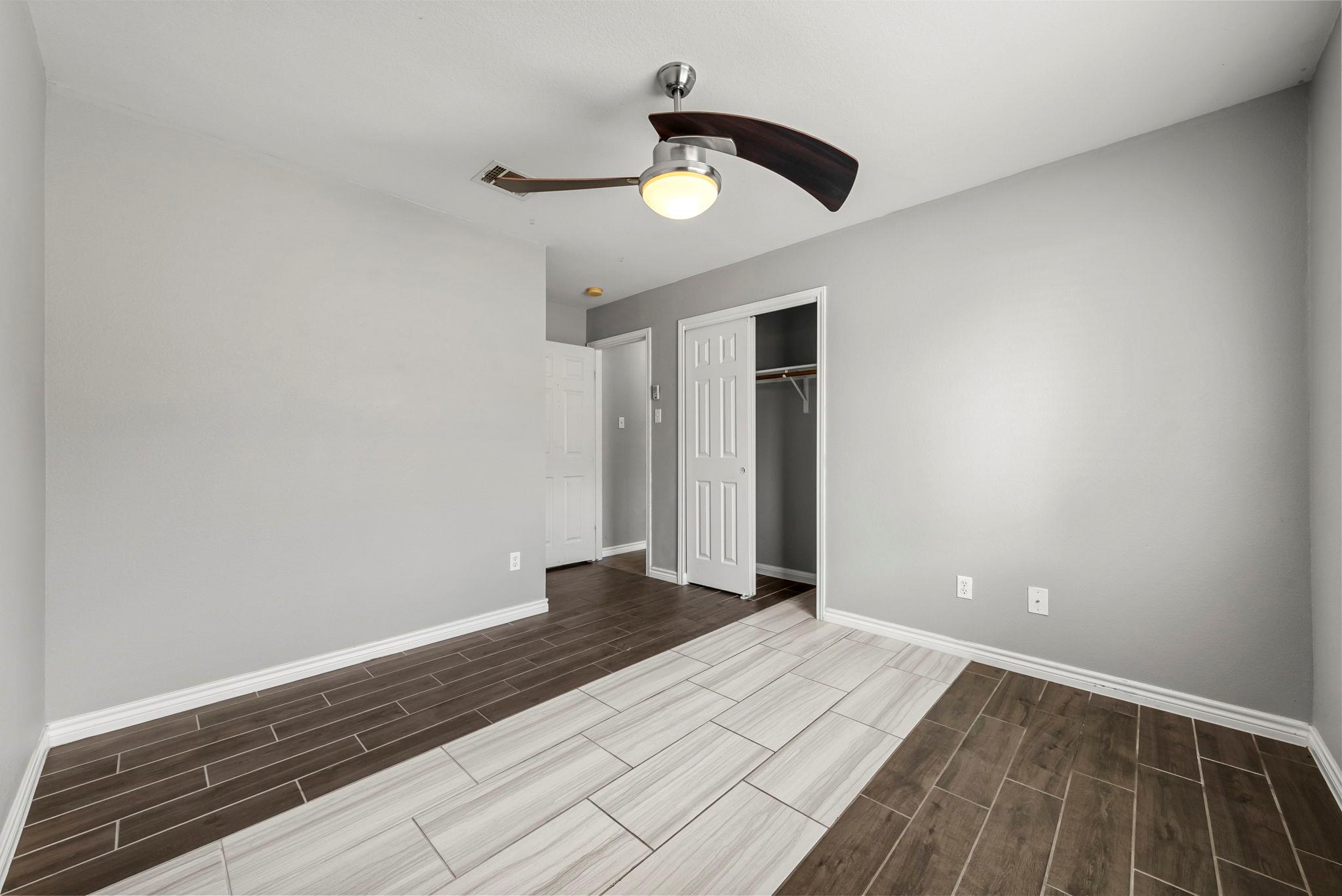 236 San Felipe Dr, Kyle, TX 78640