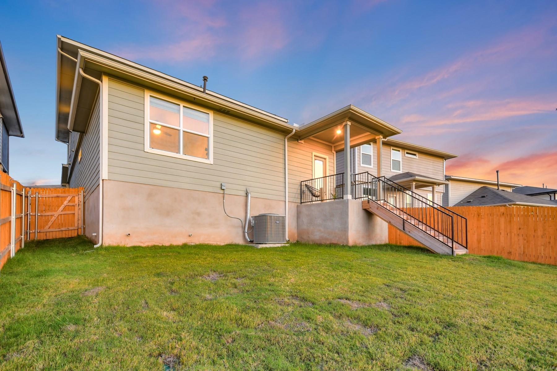 7400 Daves Landing Dr, Austin, TX 78724