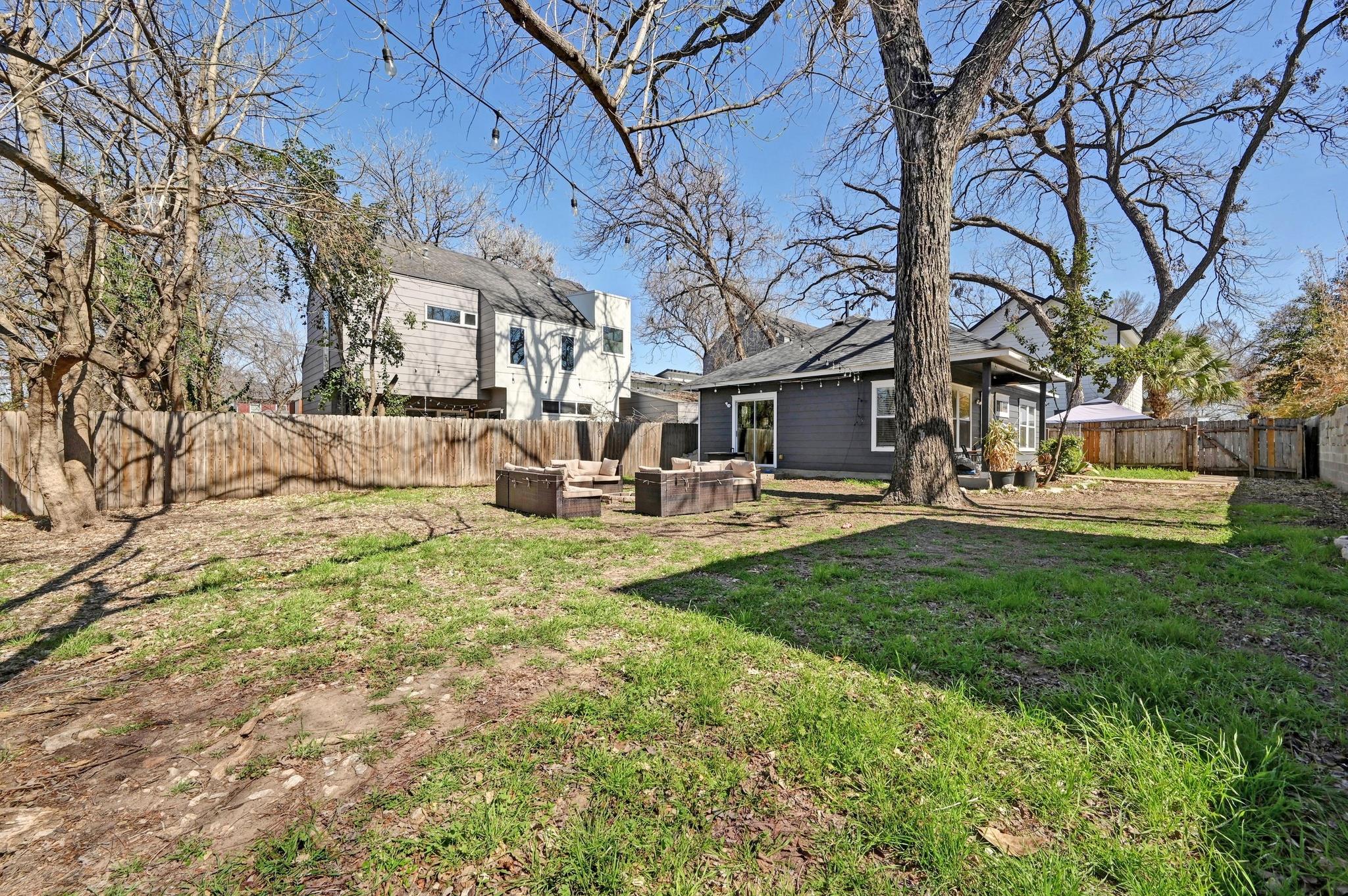 1118 Linden St # A & B, Austin, TX 78702