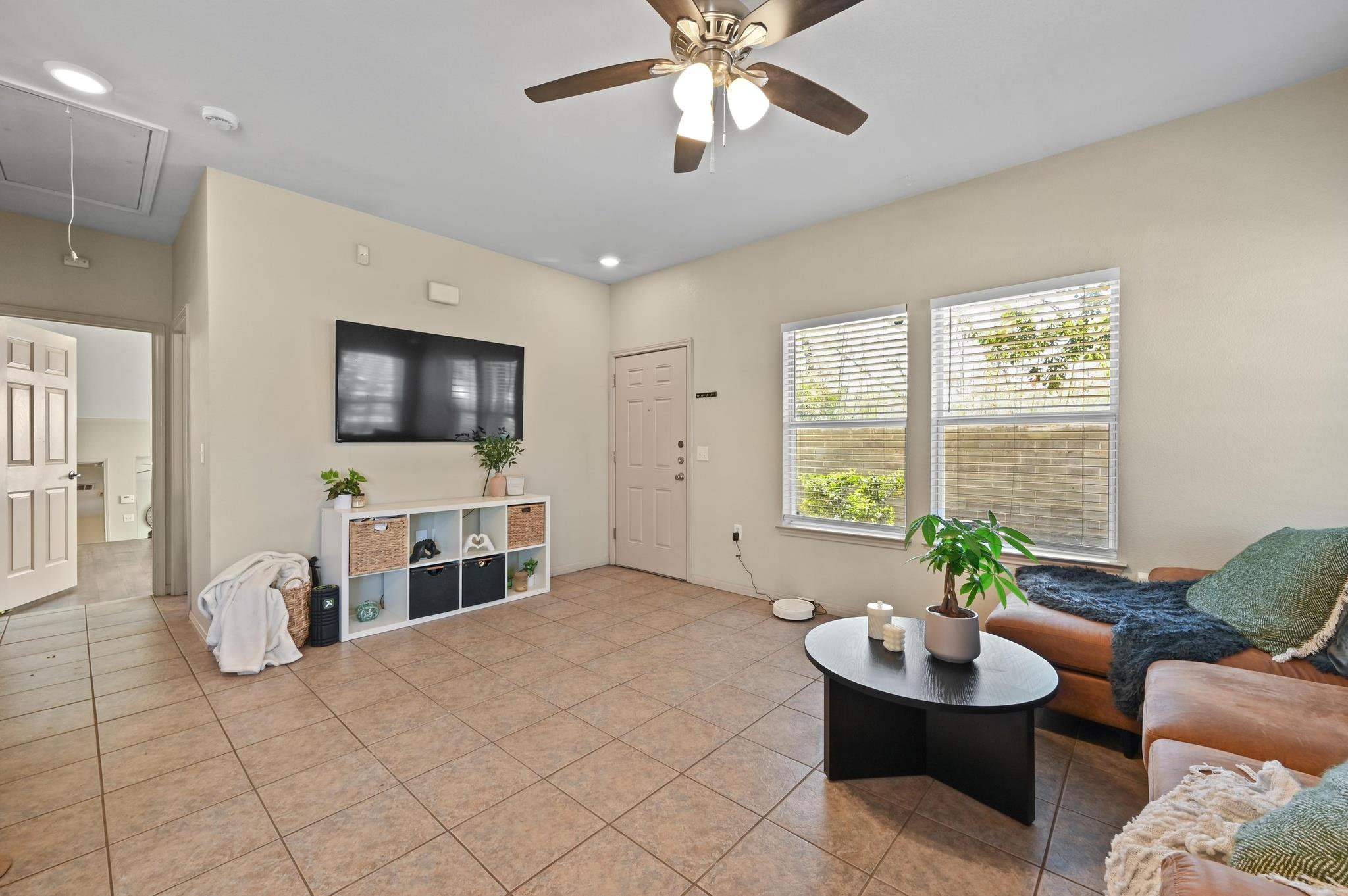 1118 Linden St # A & B, Austin, TX 78702