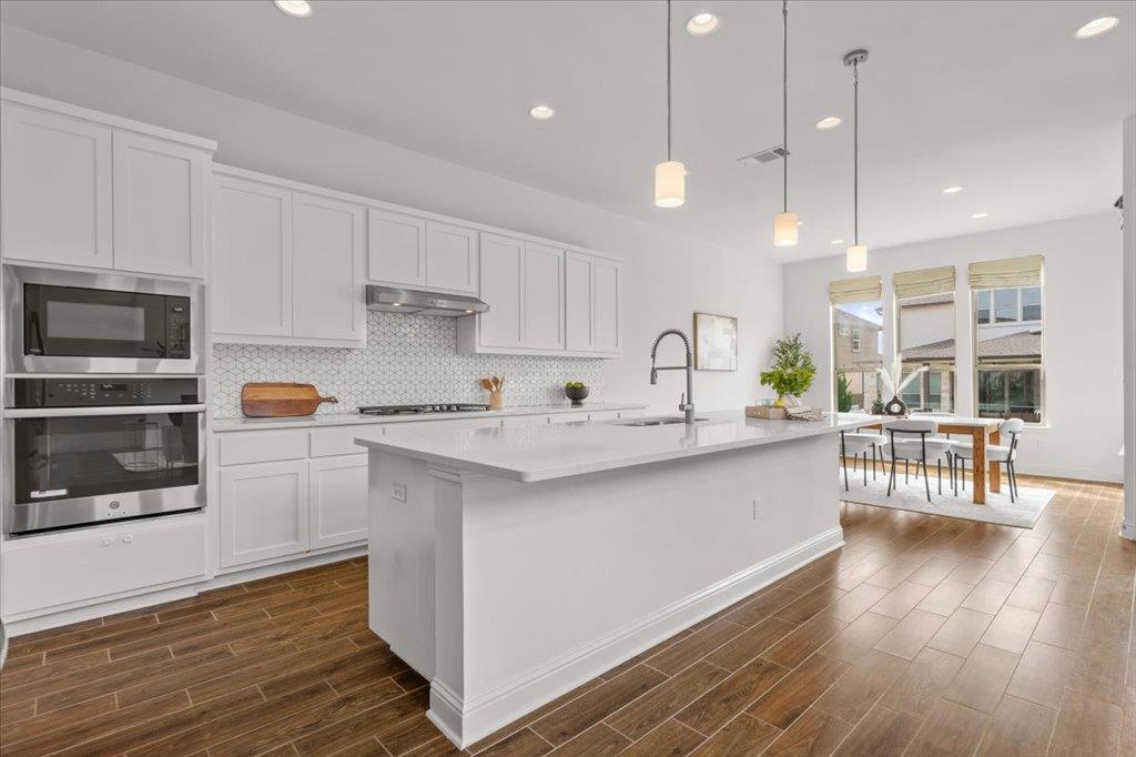 6720 Denia Dr, Austin, TX 78739