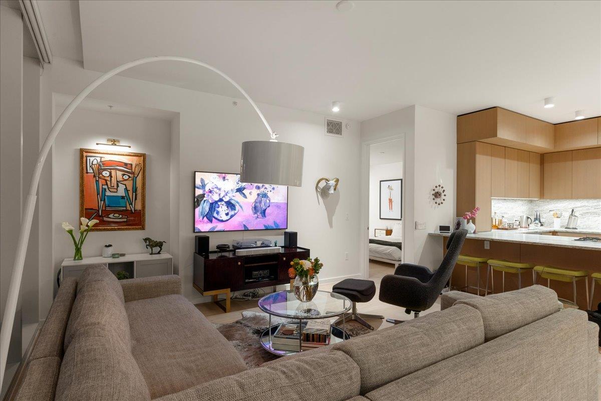 313 W 17th St # 1104, Austin, TX 78701