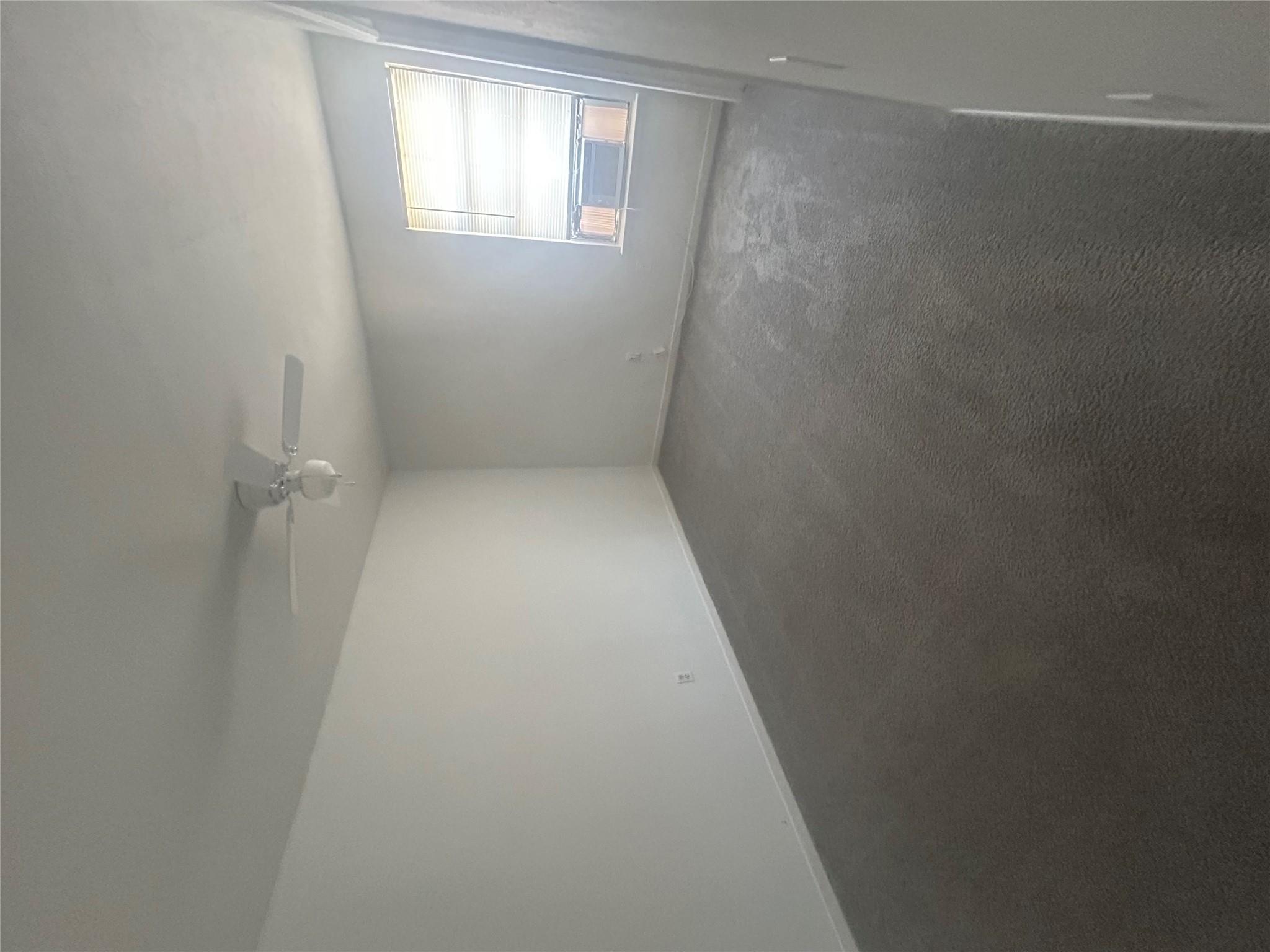 1105 Westwood Ln # 11D, Giddings, TX 78942