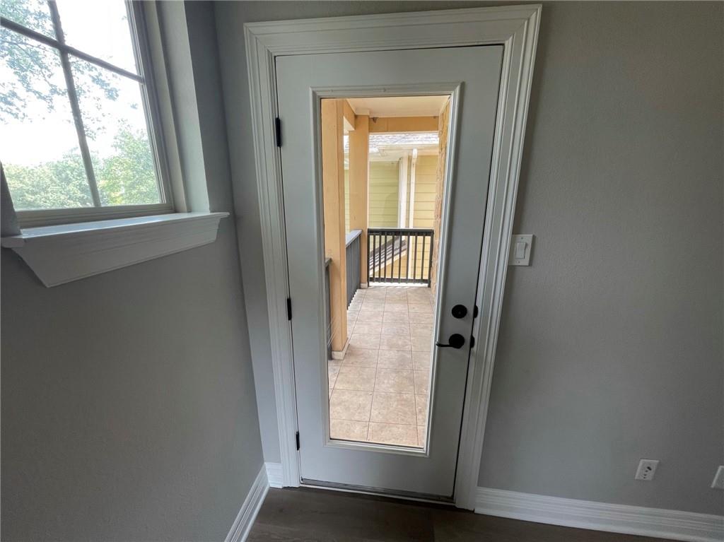 4526 Merle Dr, Austin, TX 78745