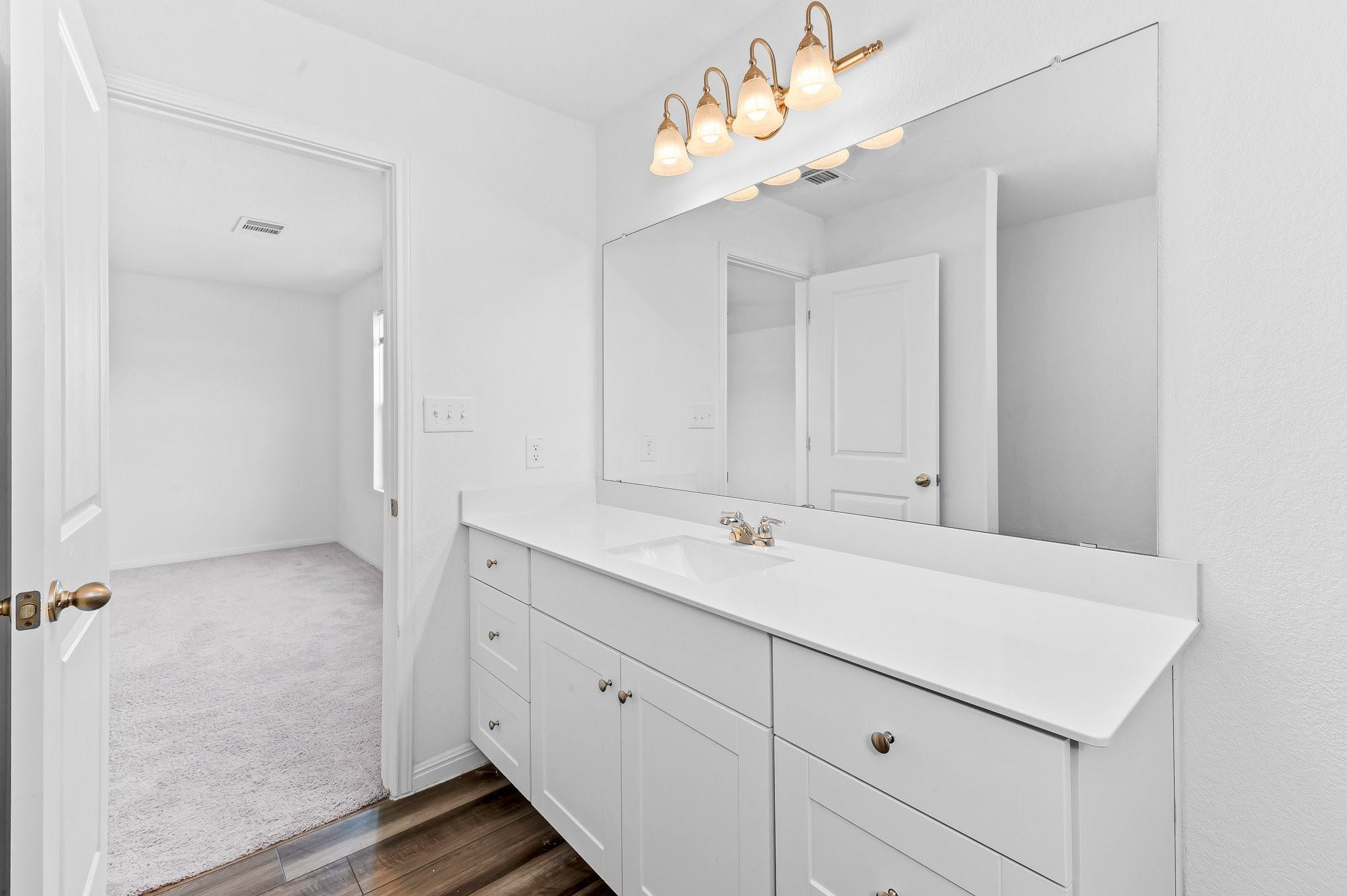 224 Night Riders Way, Jarrell, TX 76537