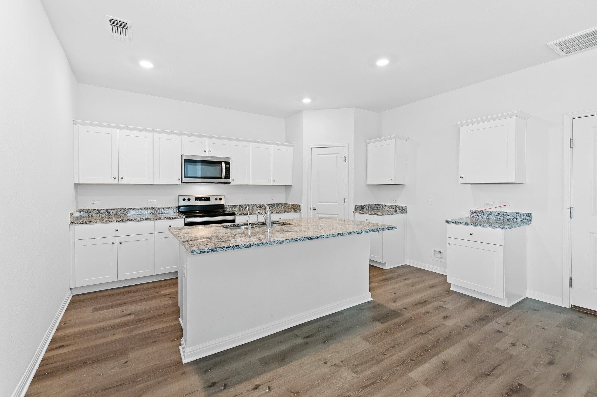 224 Night Riders Way, Jarrell, TX 76537