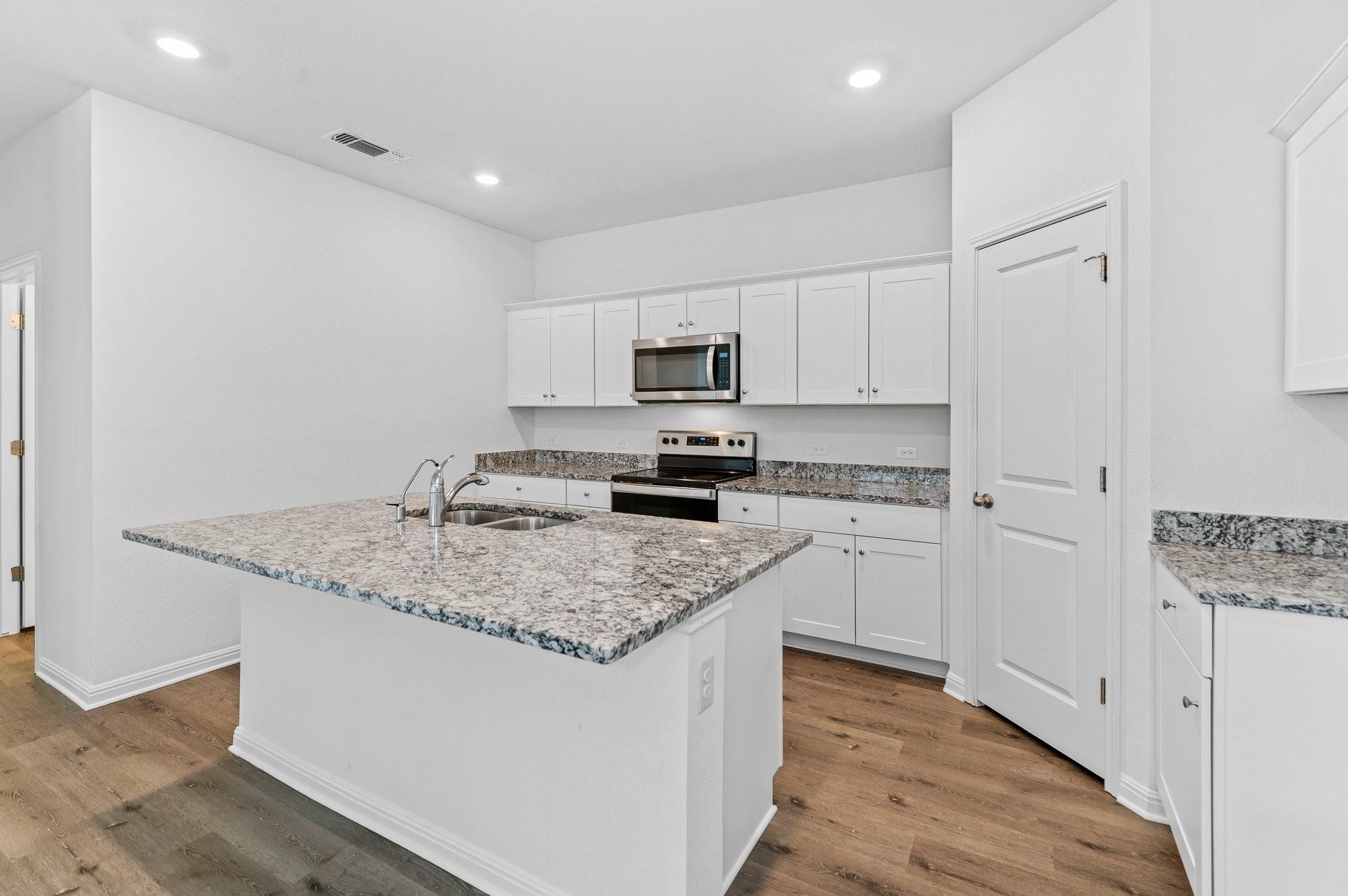 224 Night Riders Way, Jarrell, TX 76537