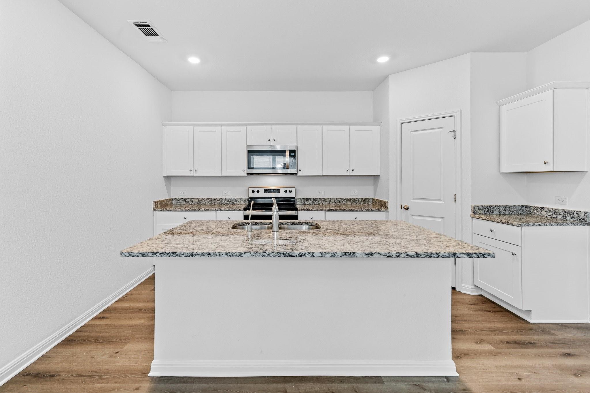 224 Night Riders Way, Jarrell, TX 76537