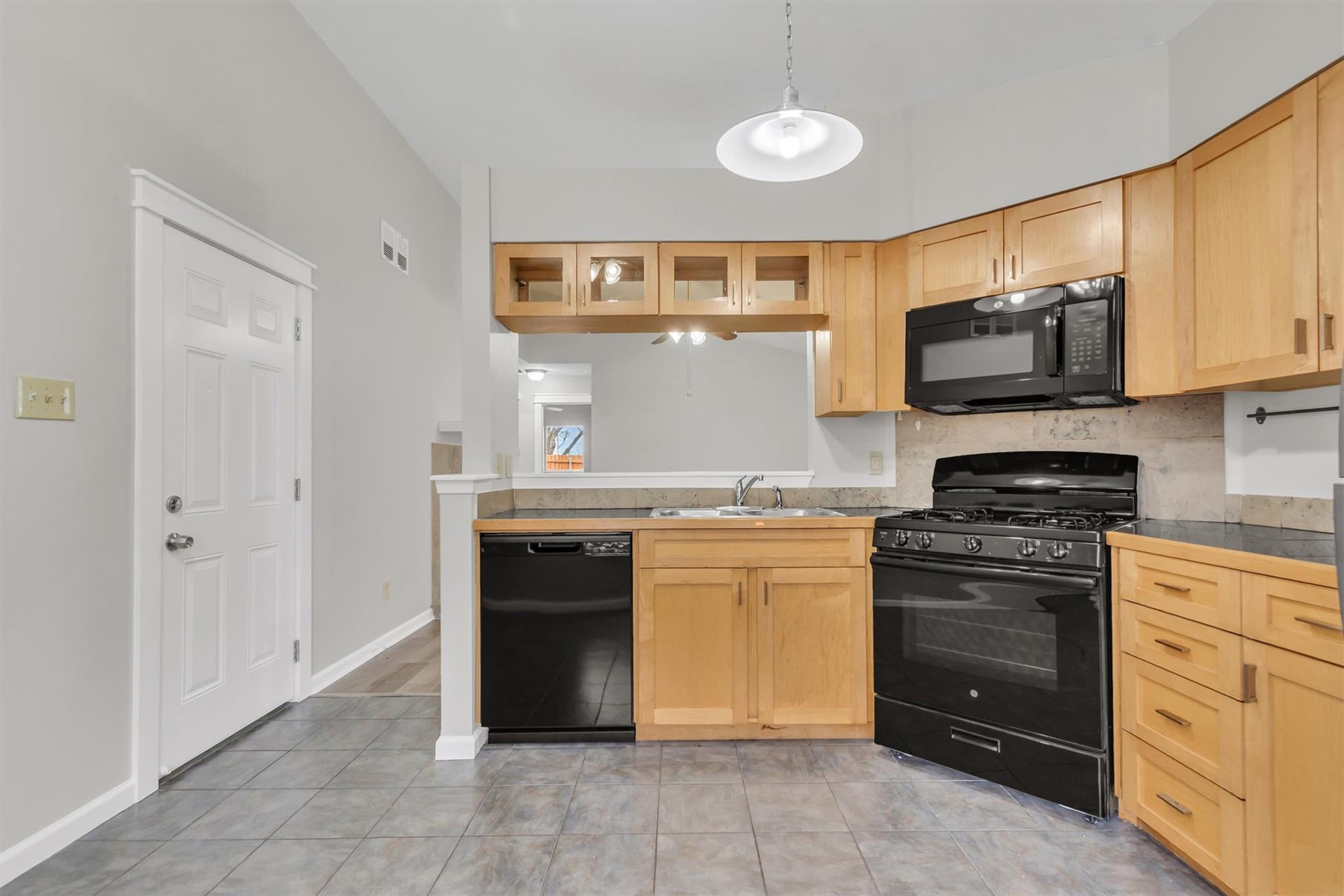 720 Decker Prairie Dr, Austin, TX 78748