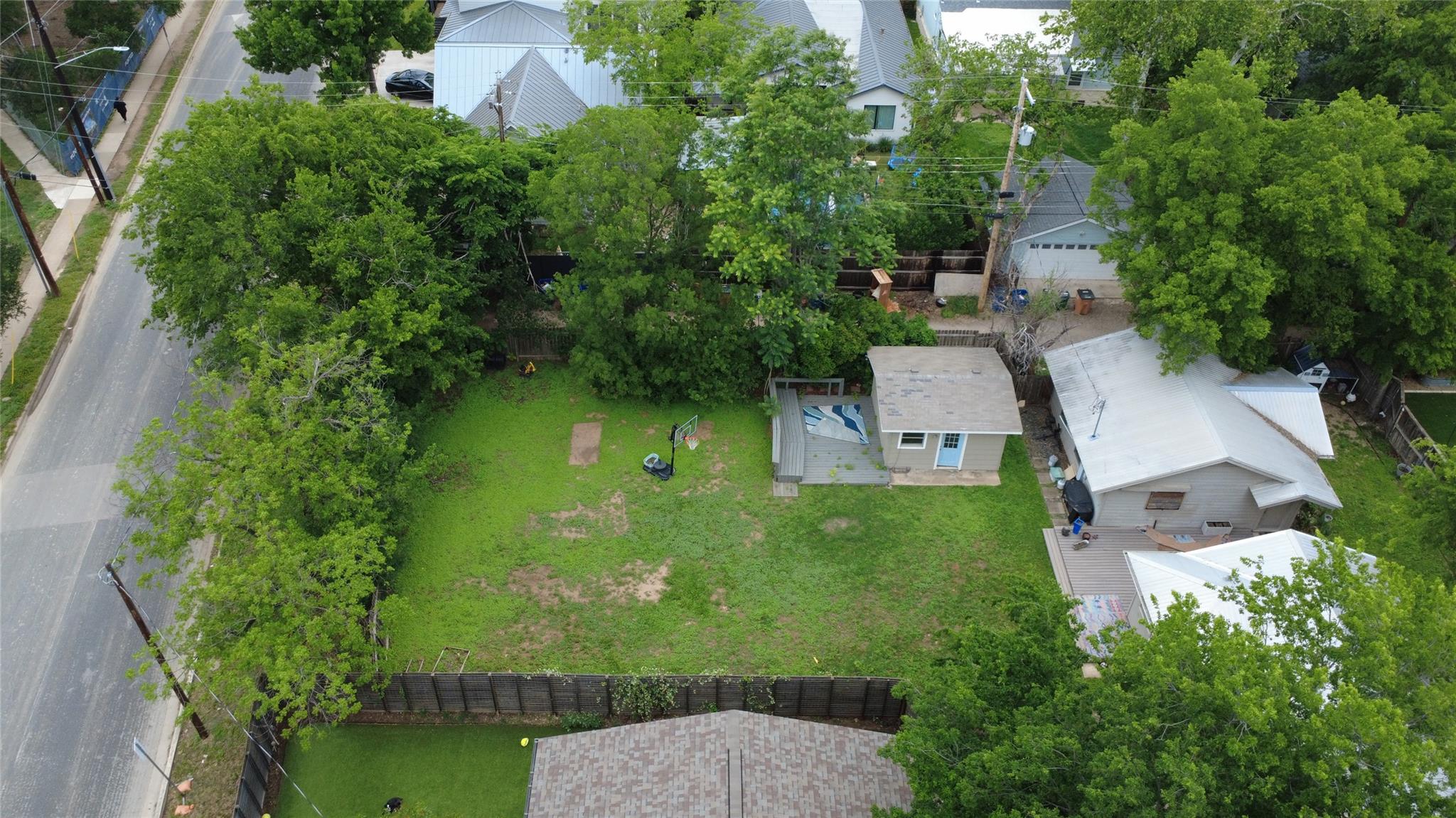 1916 W 37th St, Austin, TX 78731