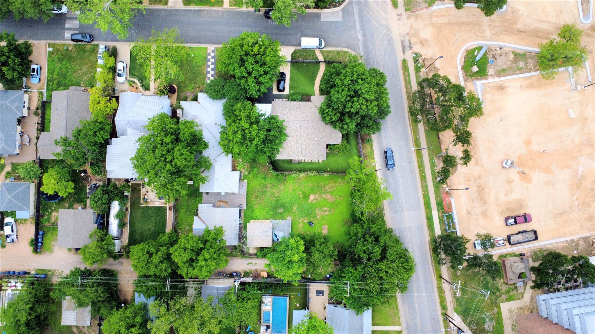 1916 W 37th St, Austin, TX 78731