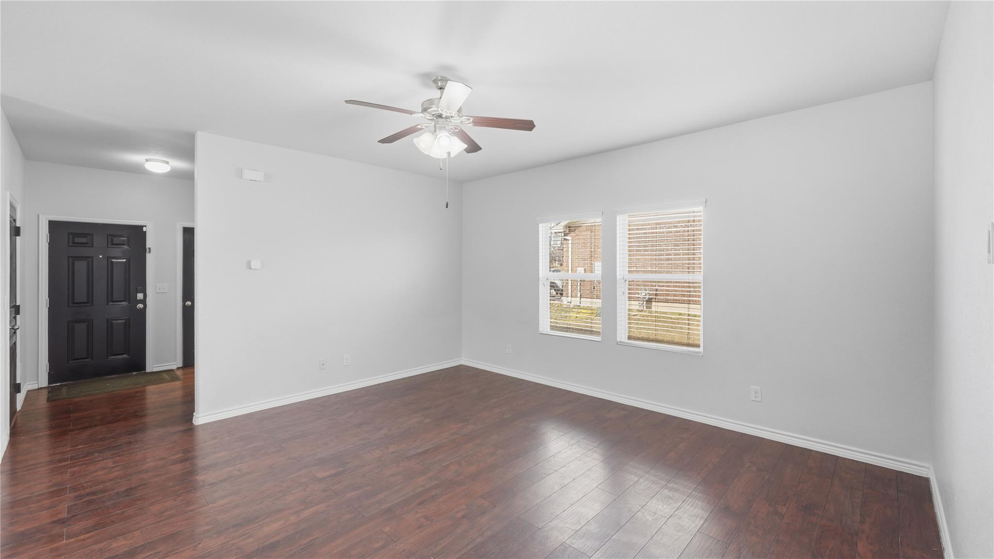 312 Waterloo Dr, Kyle, TX 78640