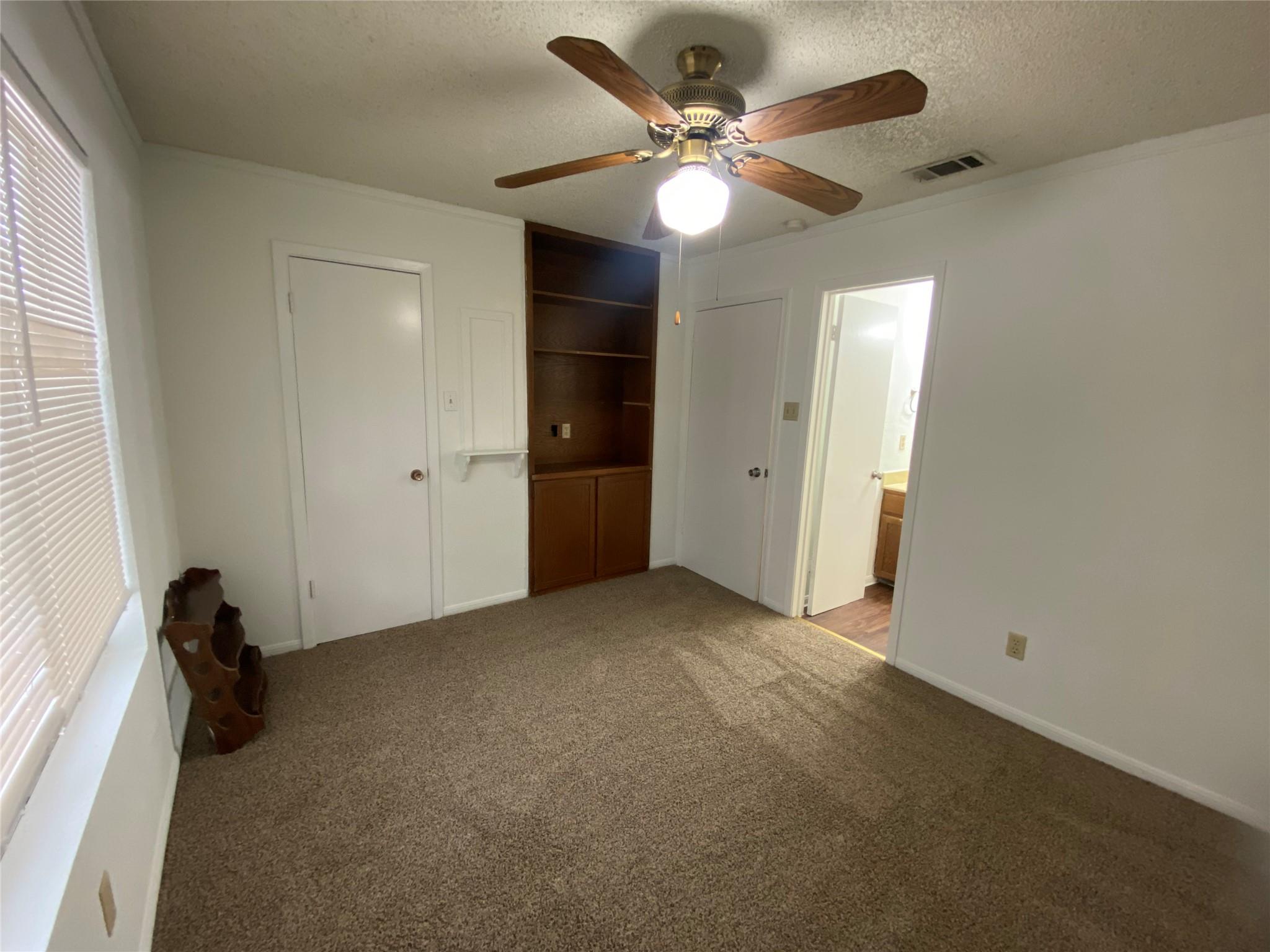 8704 Schick Rd # B, Austin, TX 78729