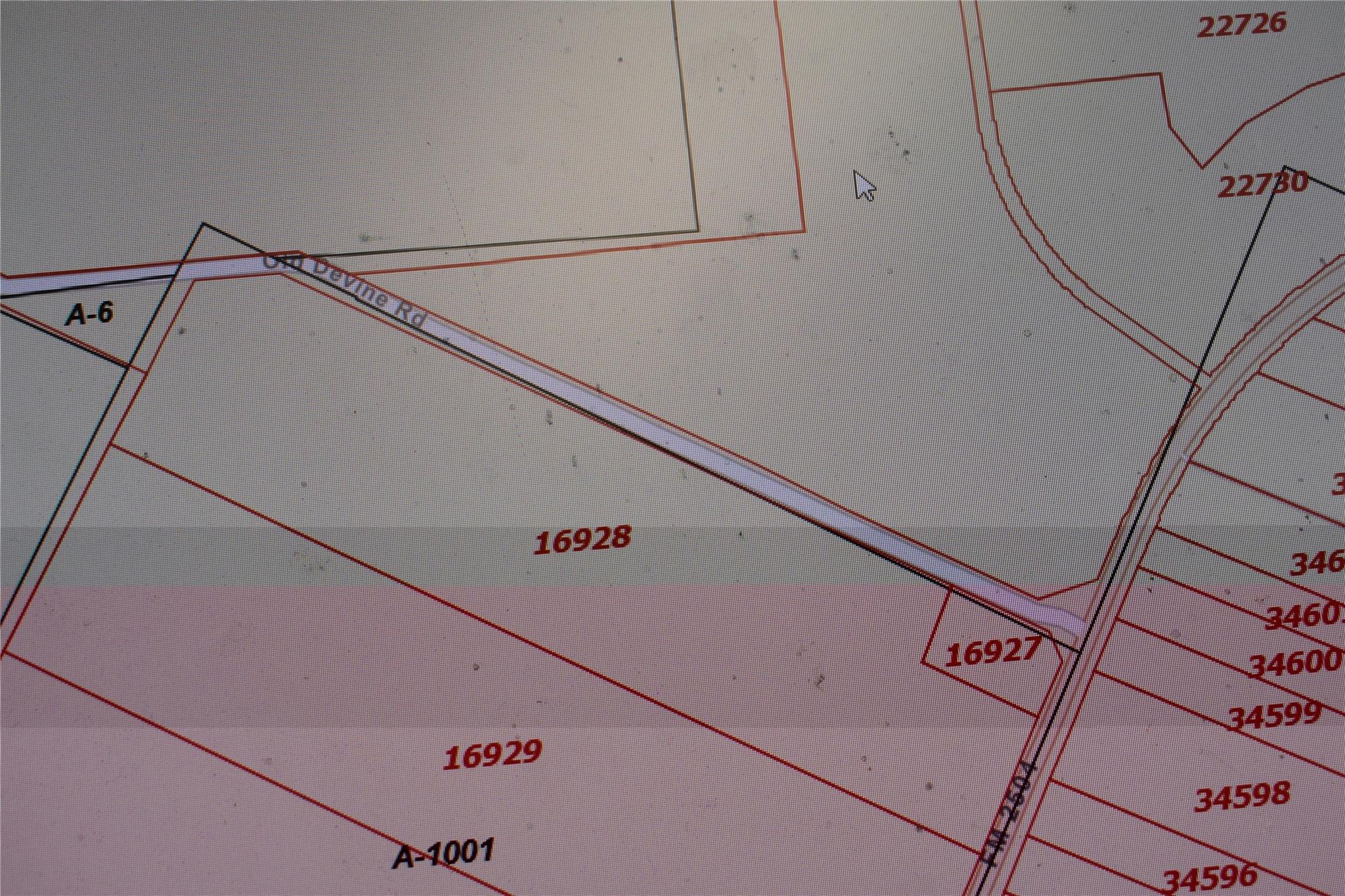 5030 Fm 2504, Poteet, TX 78065