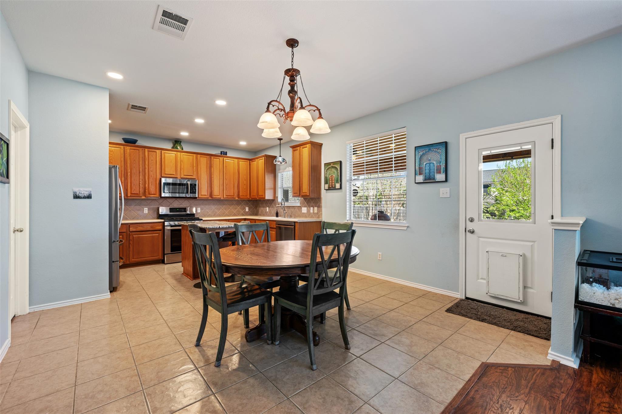 2920 Lynnbrook Dr, Austin, TX 78748