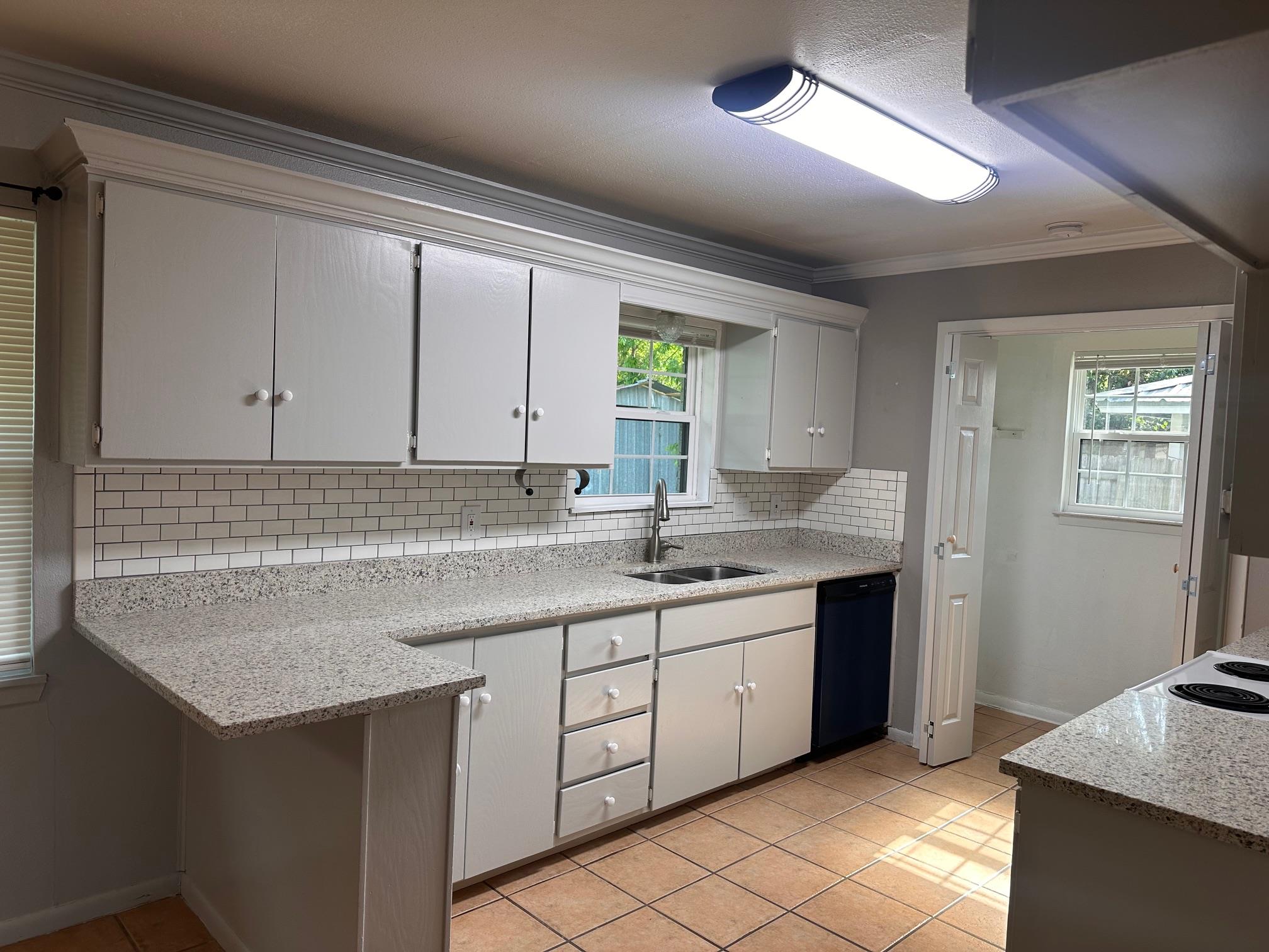 110 Jones St, Bastrop, TX 78602