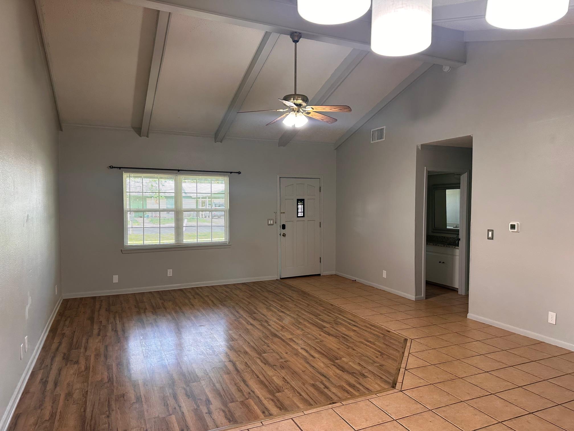 110 Jones St, Bastrop, TX 78602