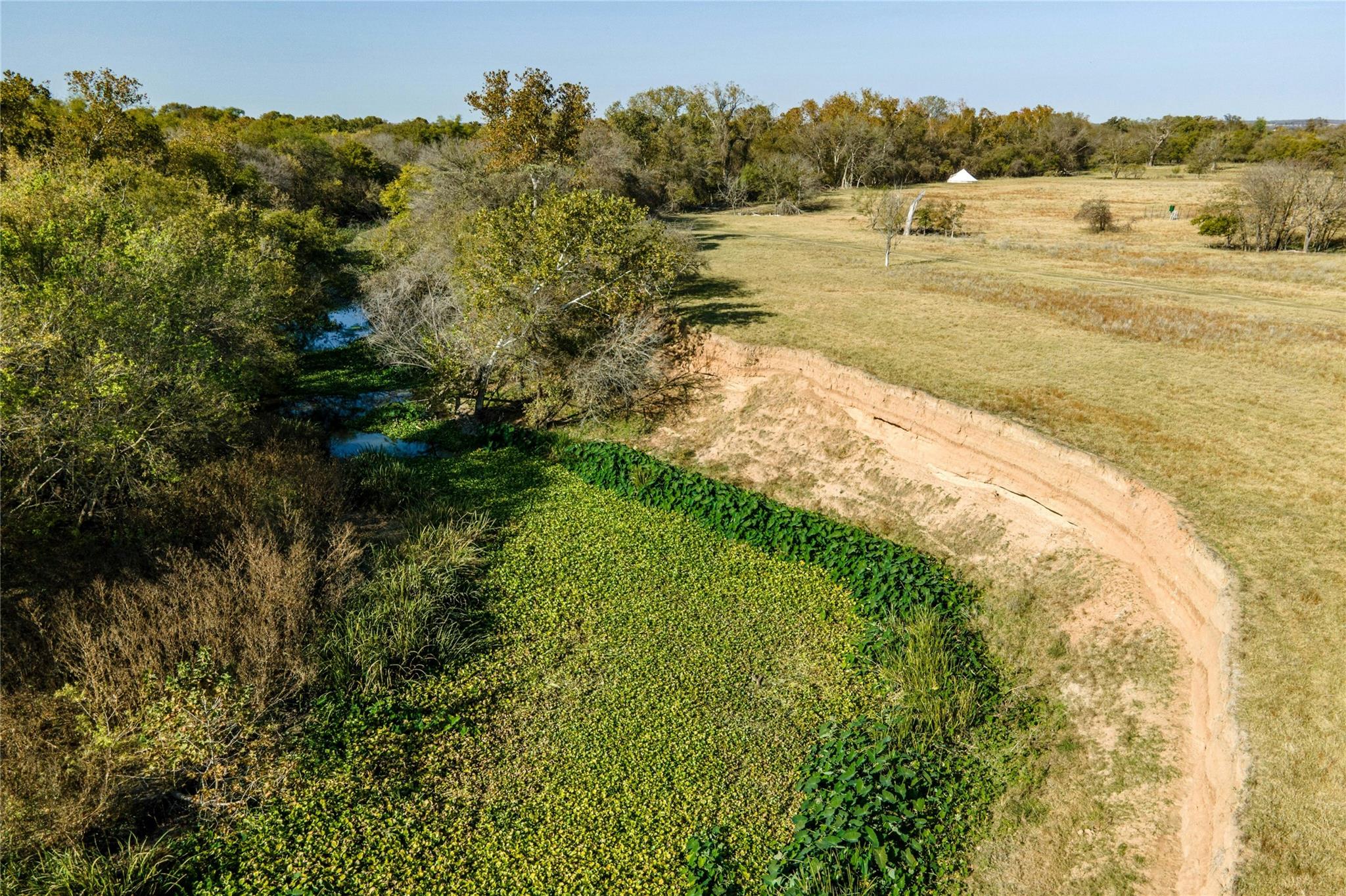 2004 Caldwell Ln, Del Valle, TX 78617