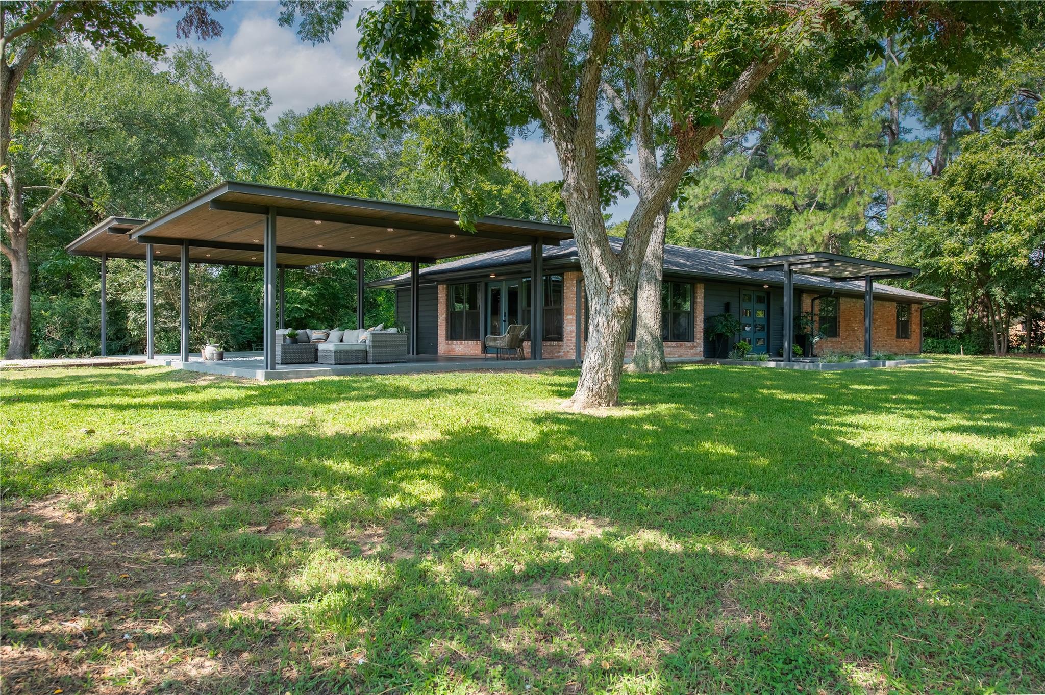 455 Post Oak Court Ct, Caldwell, TX 77836