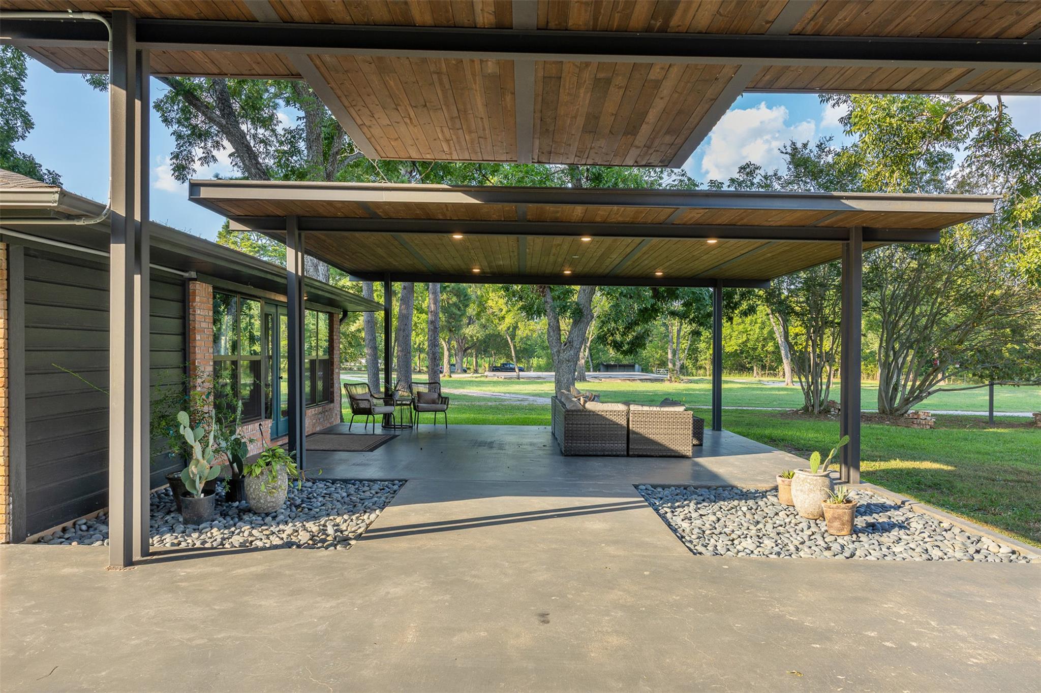 455 Post Oak Court Ct, Caldwell, TX 77836