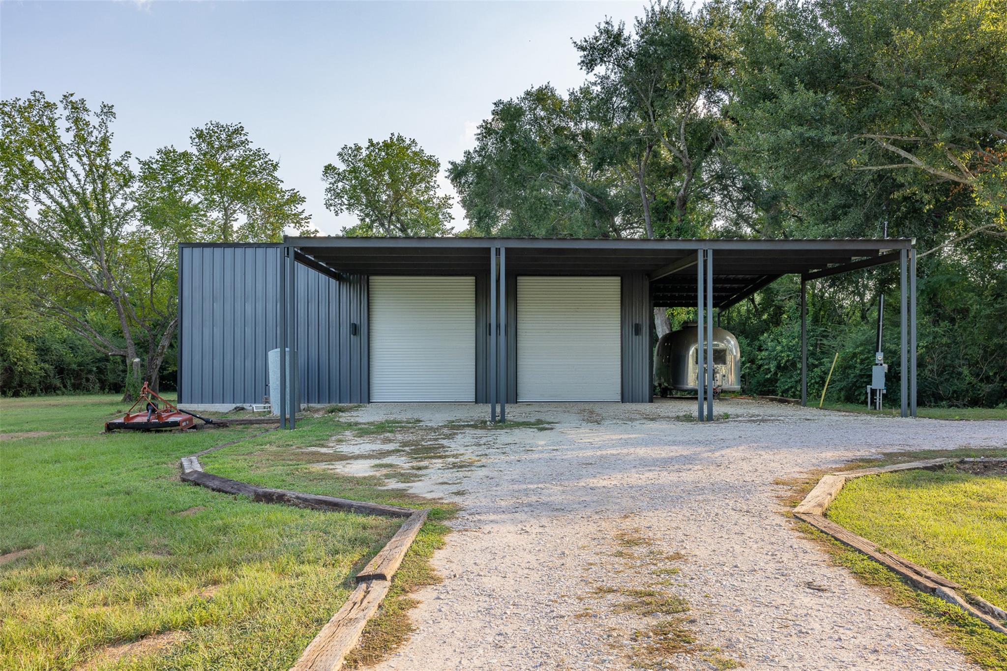 455 Post Oak Court Ct, Caldwell, TX 77836