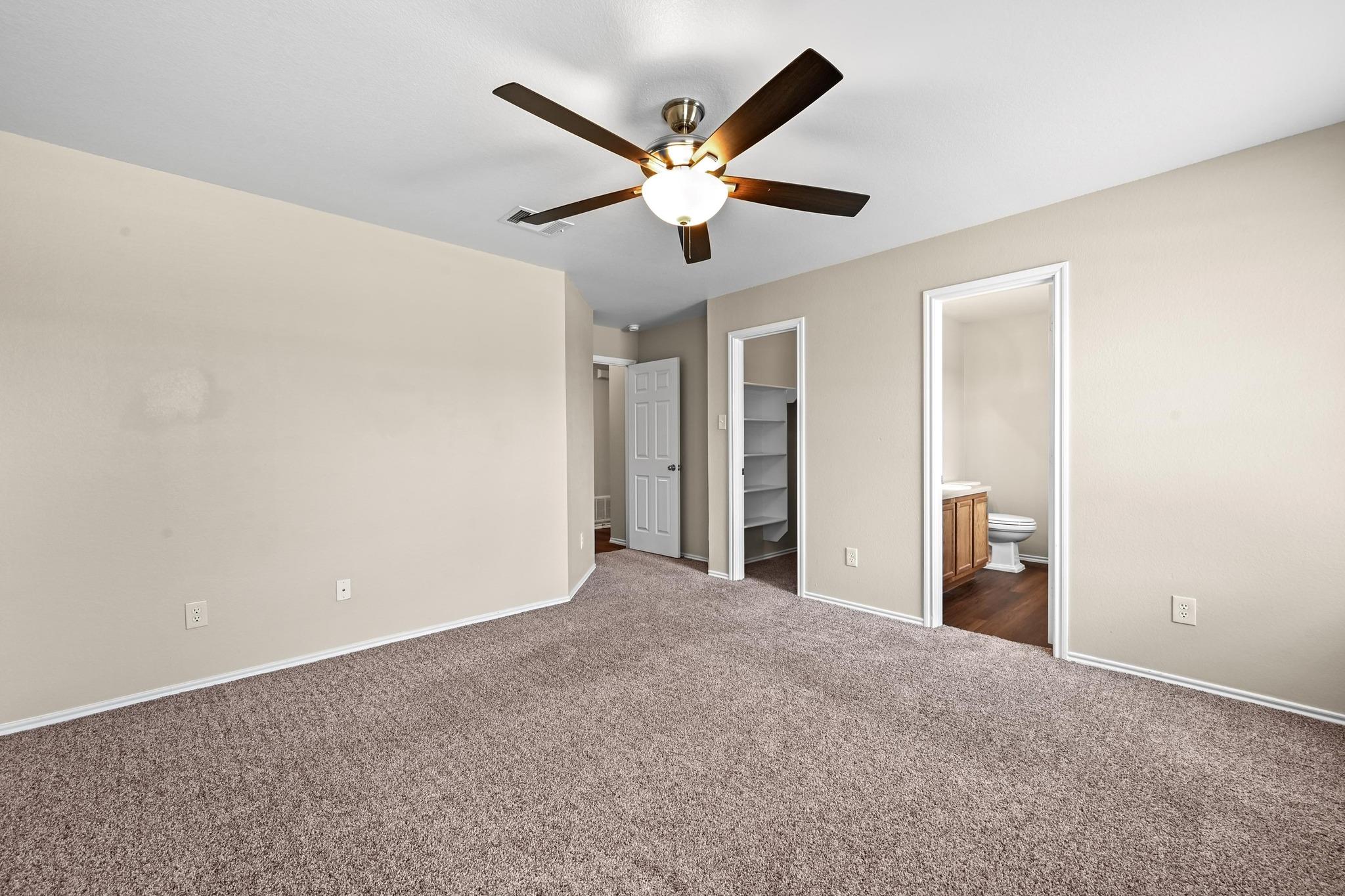 250 Western Dr, Kyle, TX 78640