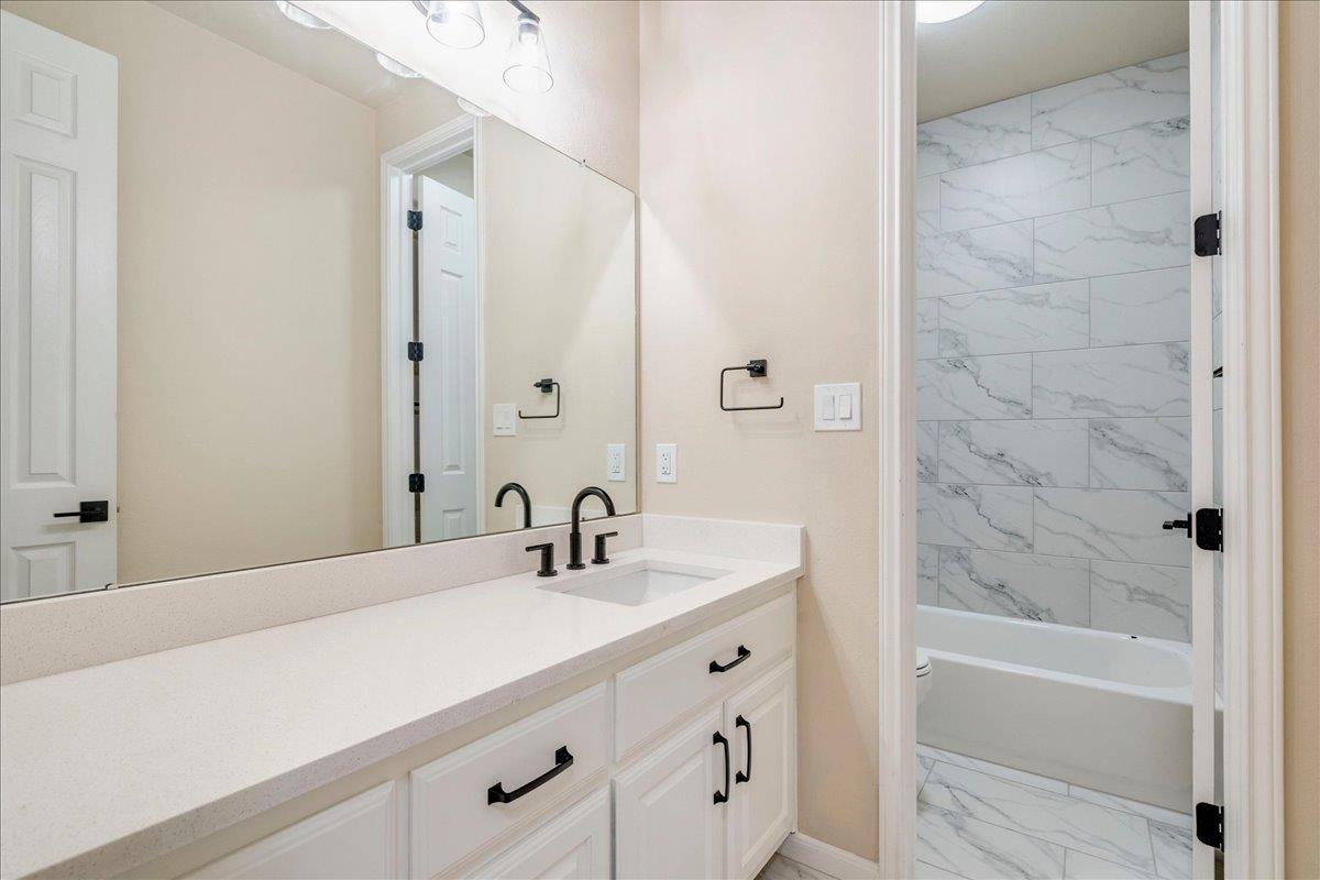 6704 Walebridge Ln, Austin, TX 78739