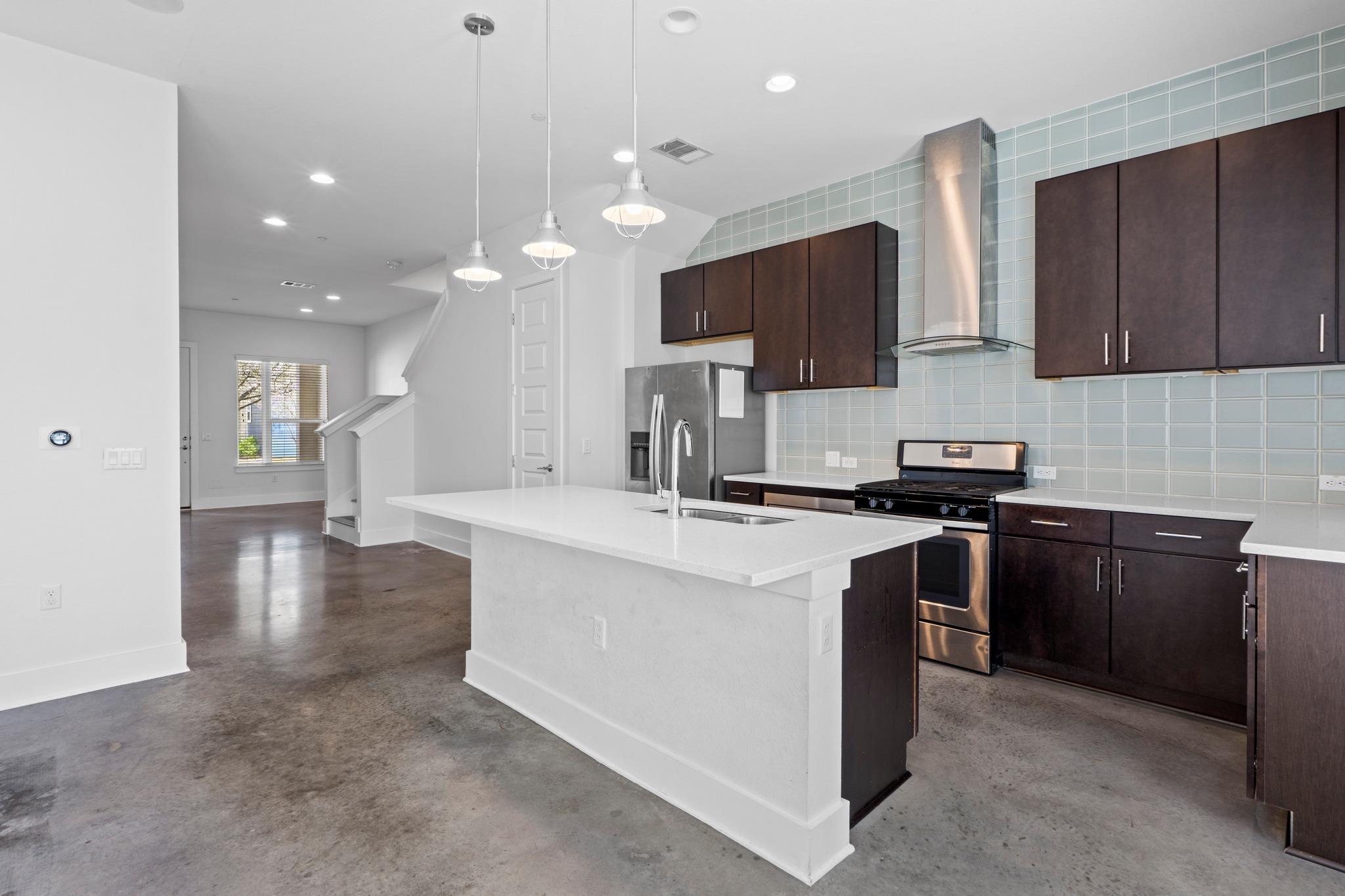 8922 Menchaca Rd # 1004, Austin, TX 78748