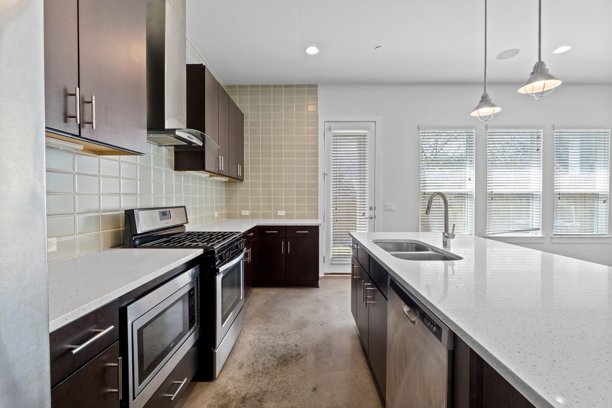 8922 Menchaca Rd # 1004, Austin, TX 78748