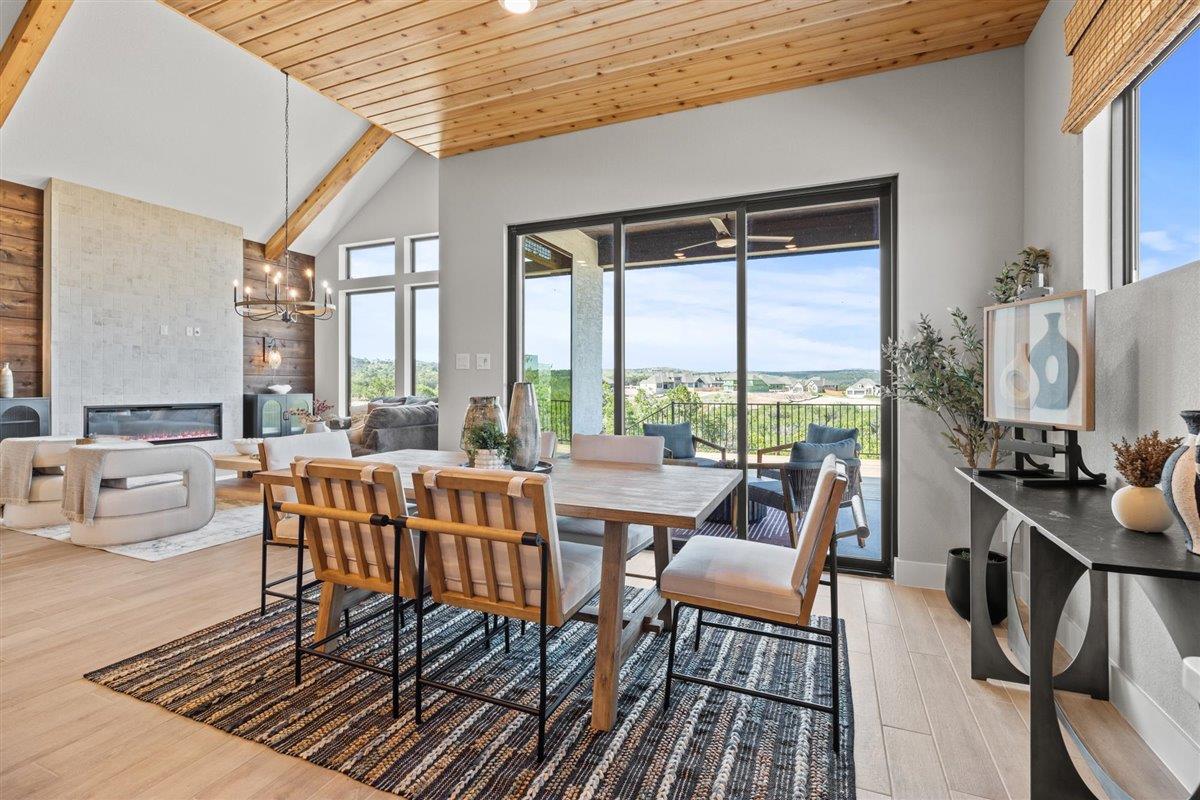 18708 Hopper Ln, Austin, TX 78738