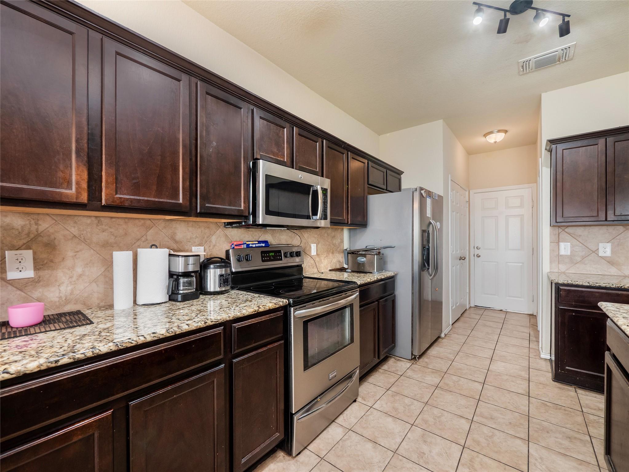 1400 Gigante Dr, Killeen, TX 76543