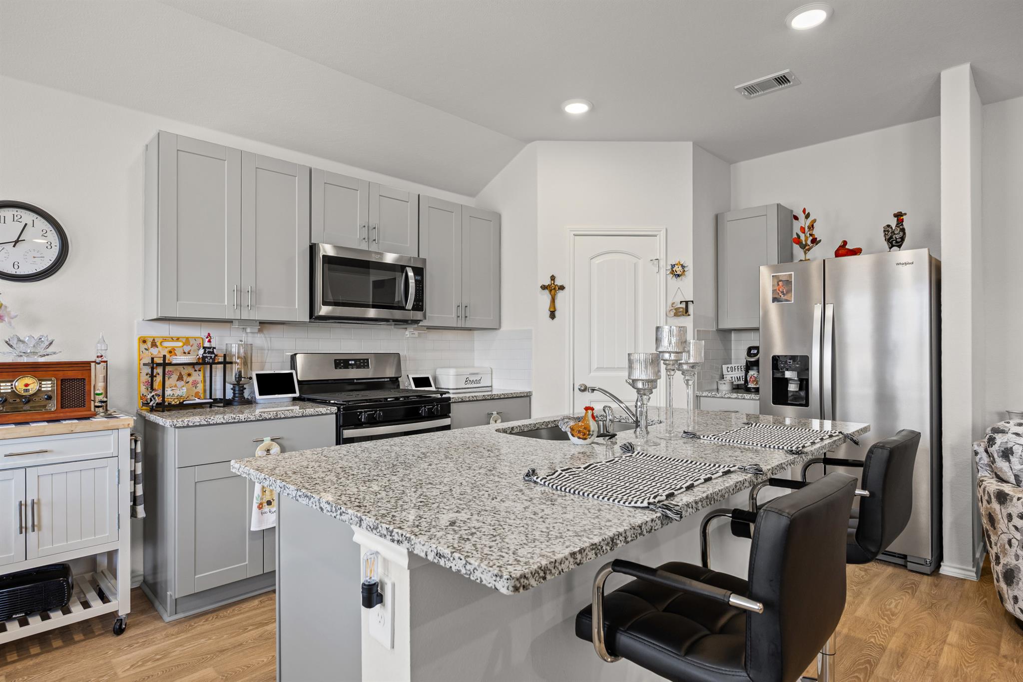 421 Lancebill Dr, Lockhart, TX 78644