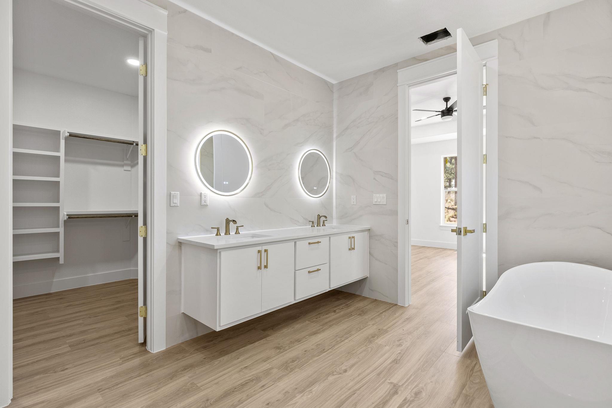 147 Kamakoa Ln, Bastrop, TX 78602