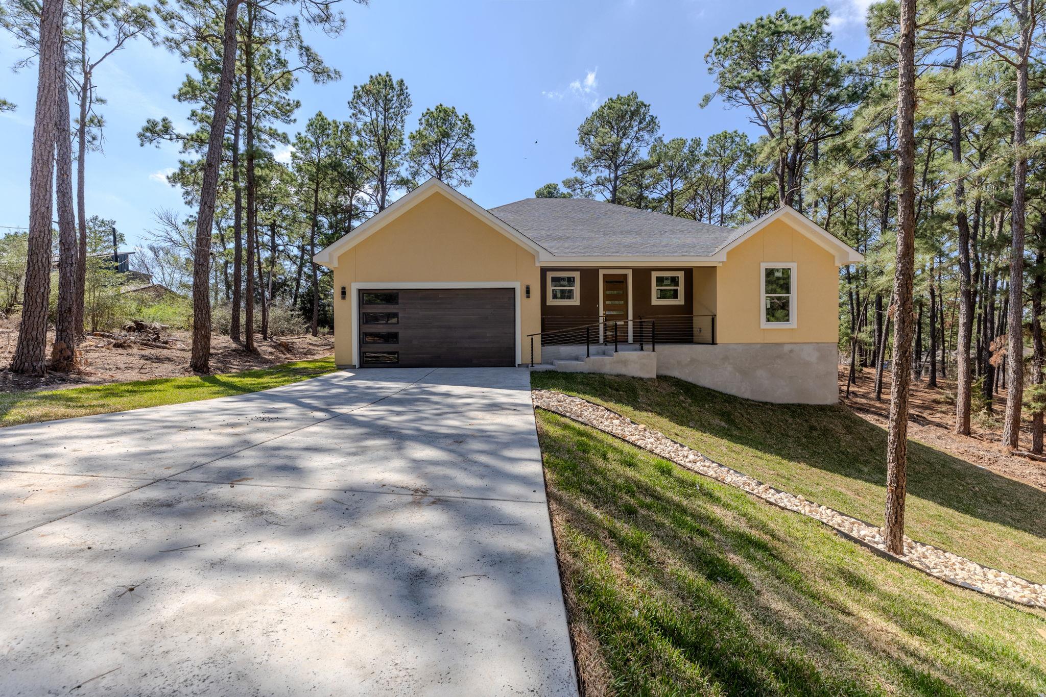 147 Kamakoa Ln, Bastrop, TX 78602