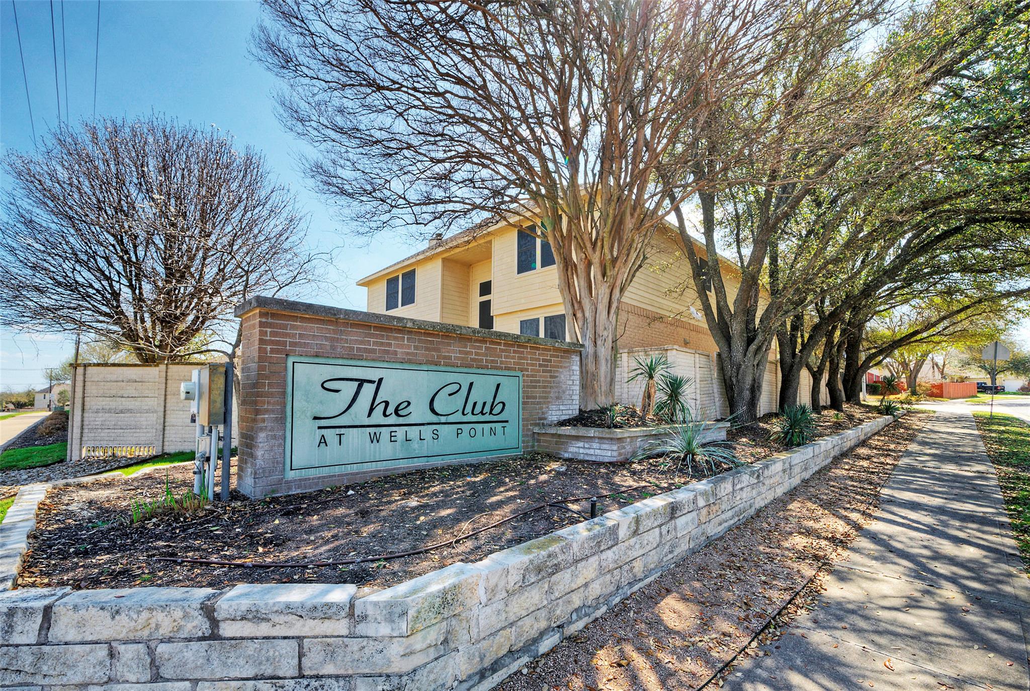 601 Indian Run Dr, Pflugerville, TX 78660