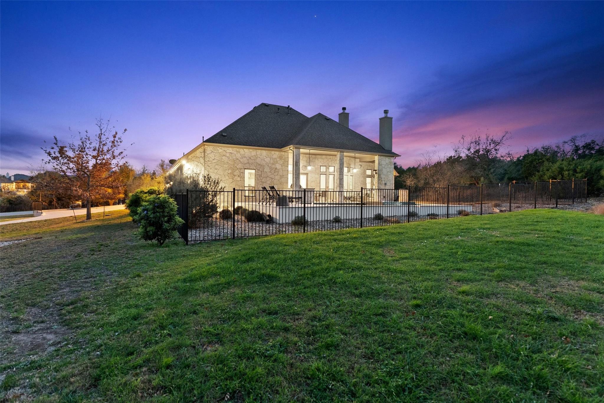 17632 Stratus Cv, Dripping Springs, TX 78620