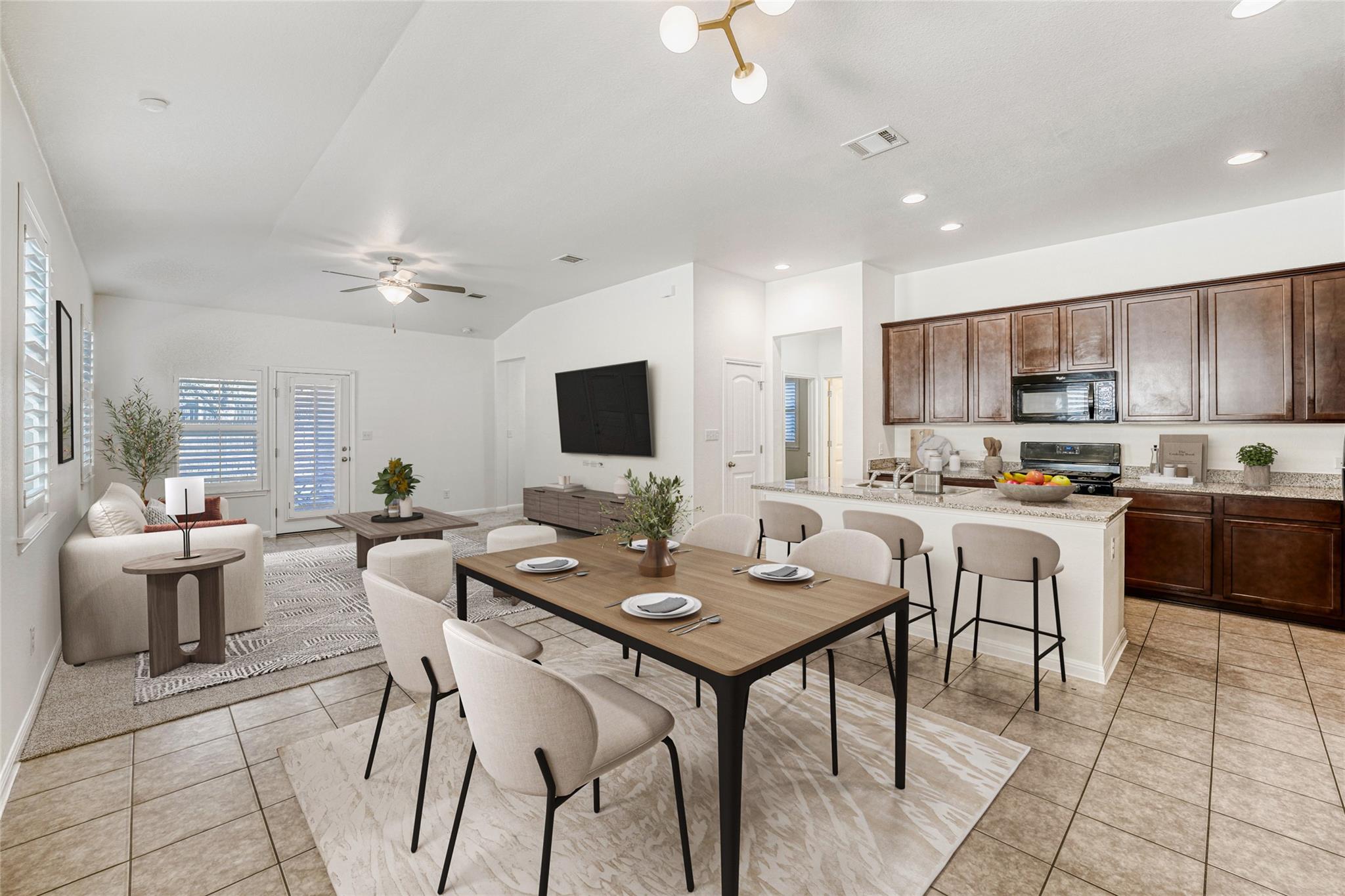 410 Anacua Loop # 30, Manchaca, TX 78652