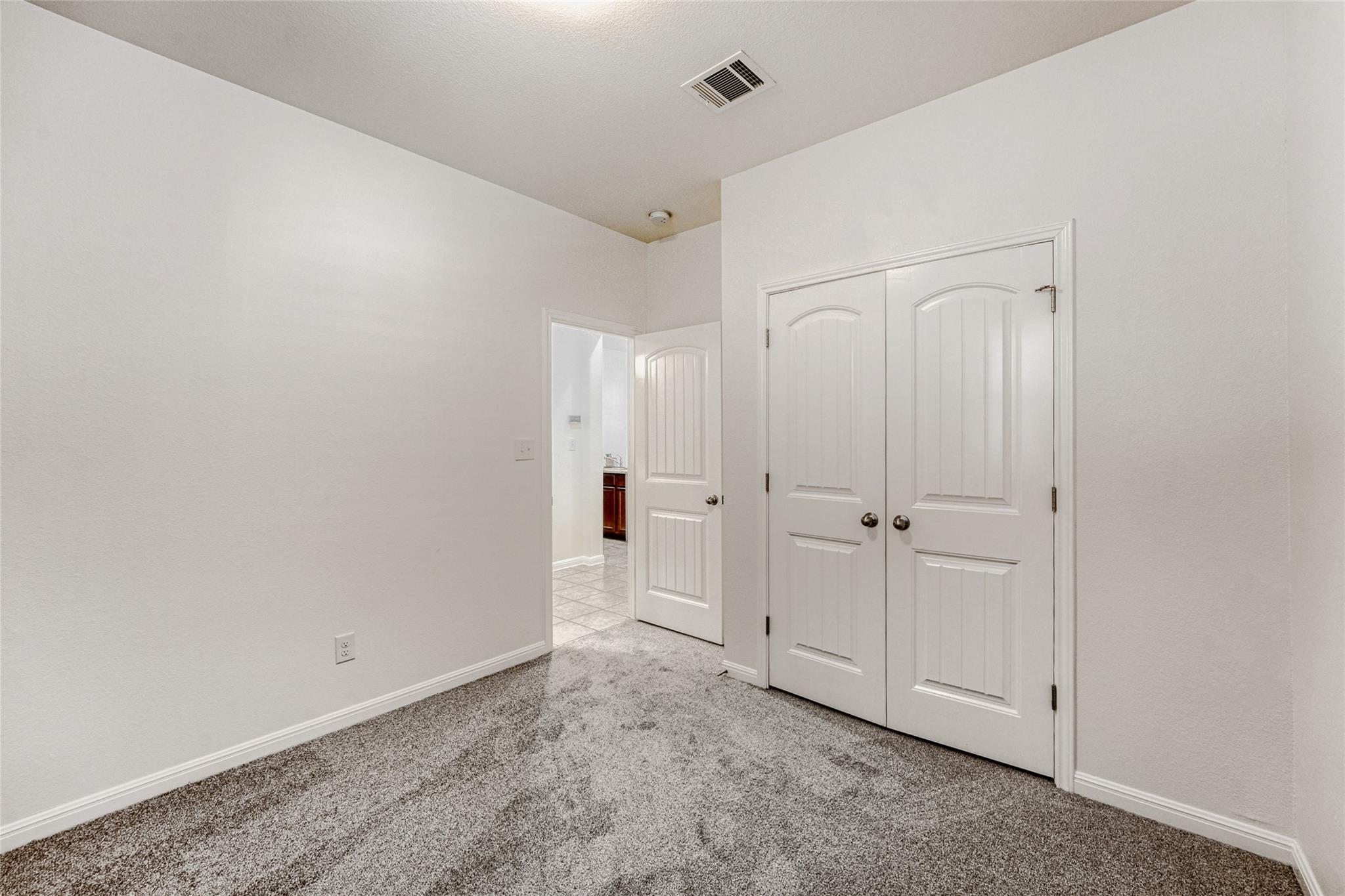 410 Anacua Loop # 30, Manchaca, TX 78652