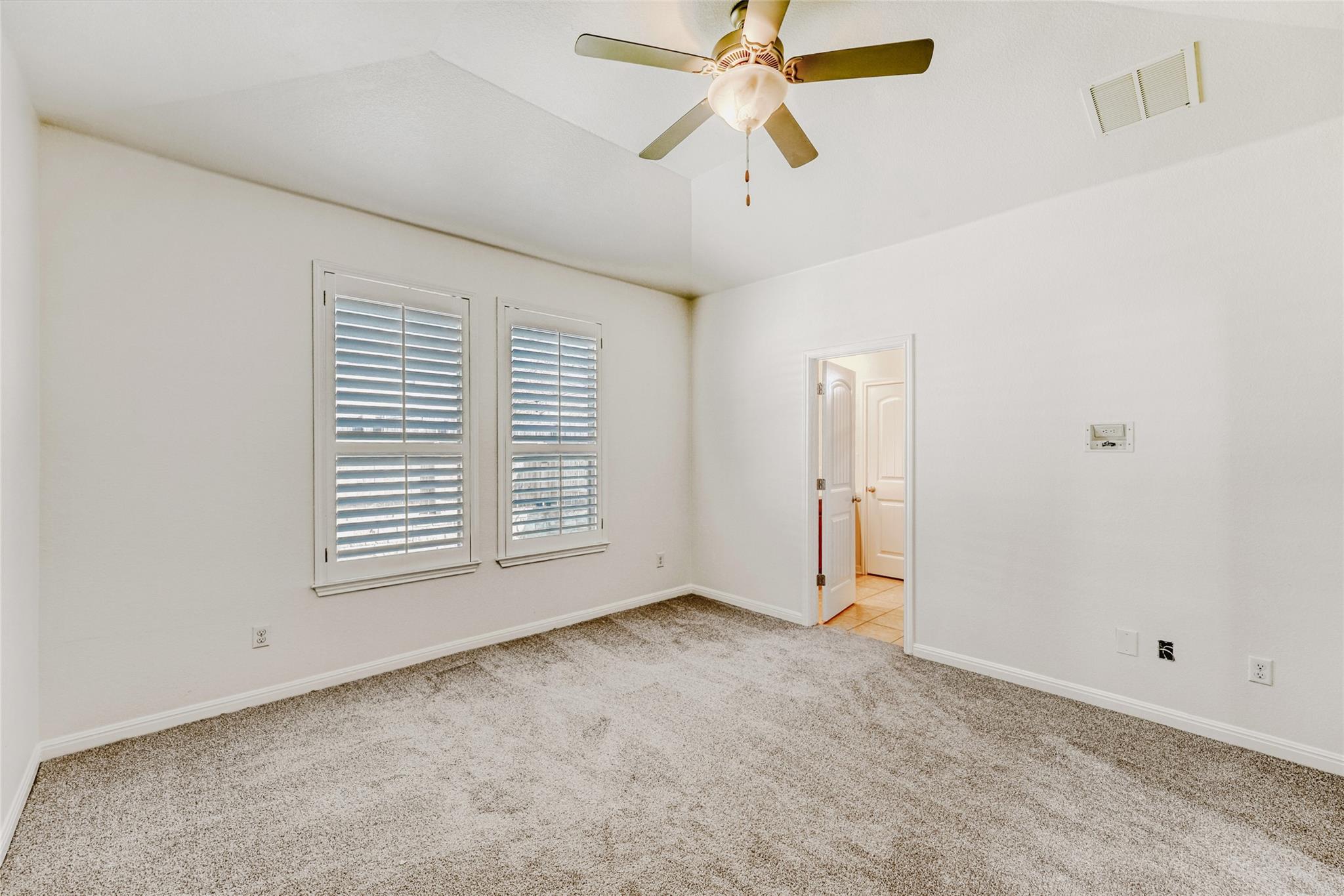 410 Anacua Loop # 30, Manchaca, TX 78652