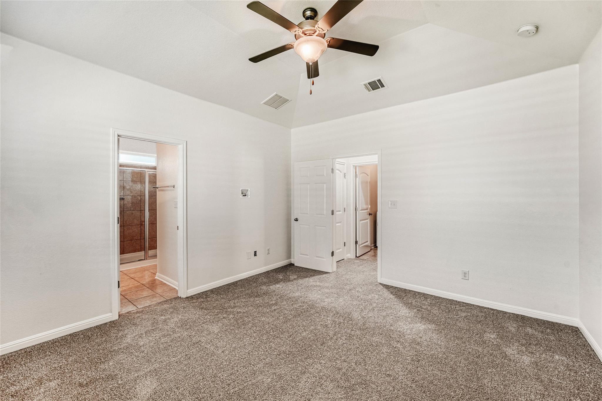 410 Anacua Loop # 30, Manchaca, TX 78652