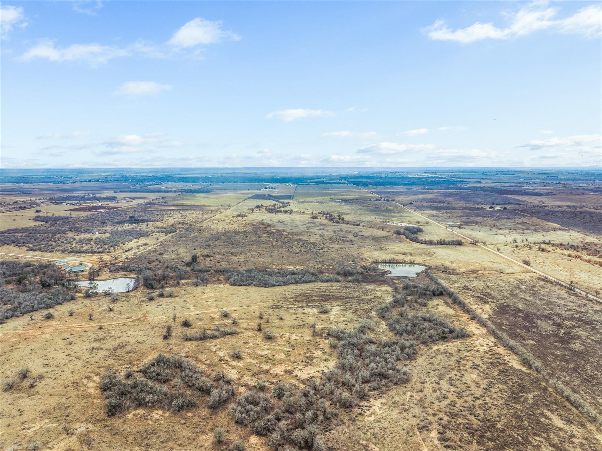 2884 Political Rd, Lockhart, TX 78644