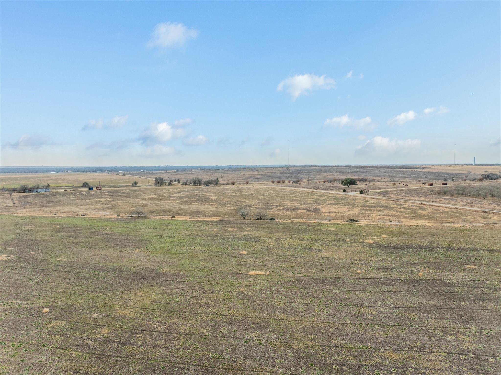 2884 Political Rd, Lockhart, TX 78644