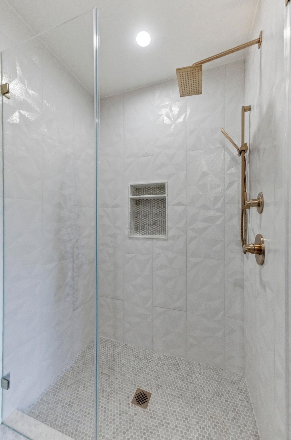 1821 Westlake Dr # 105, Austin, TX 78746