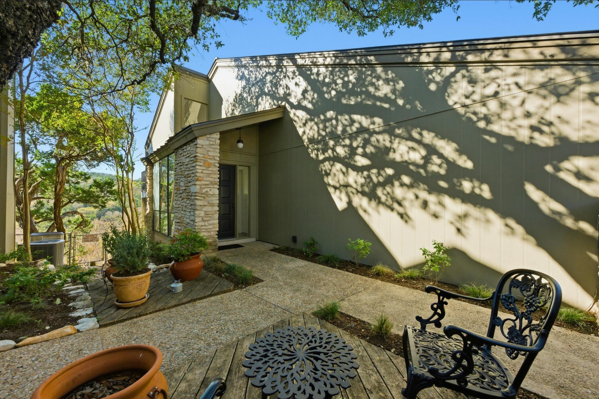 1821 Westlake Dr # 105, Austin, TX 78746