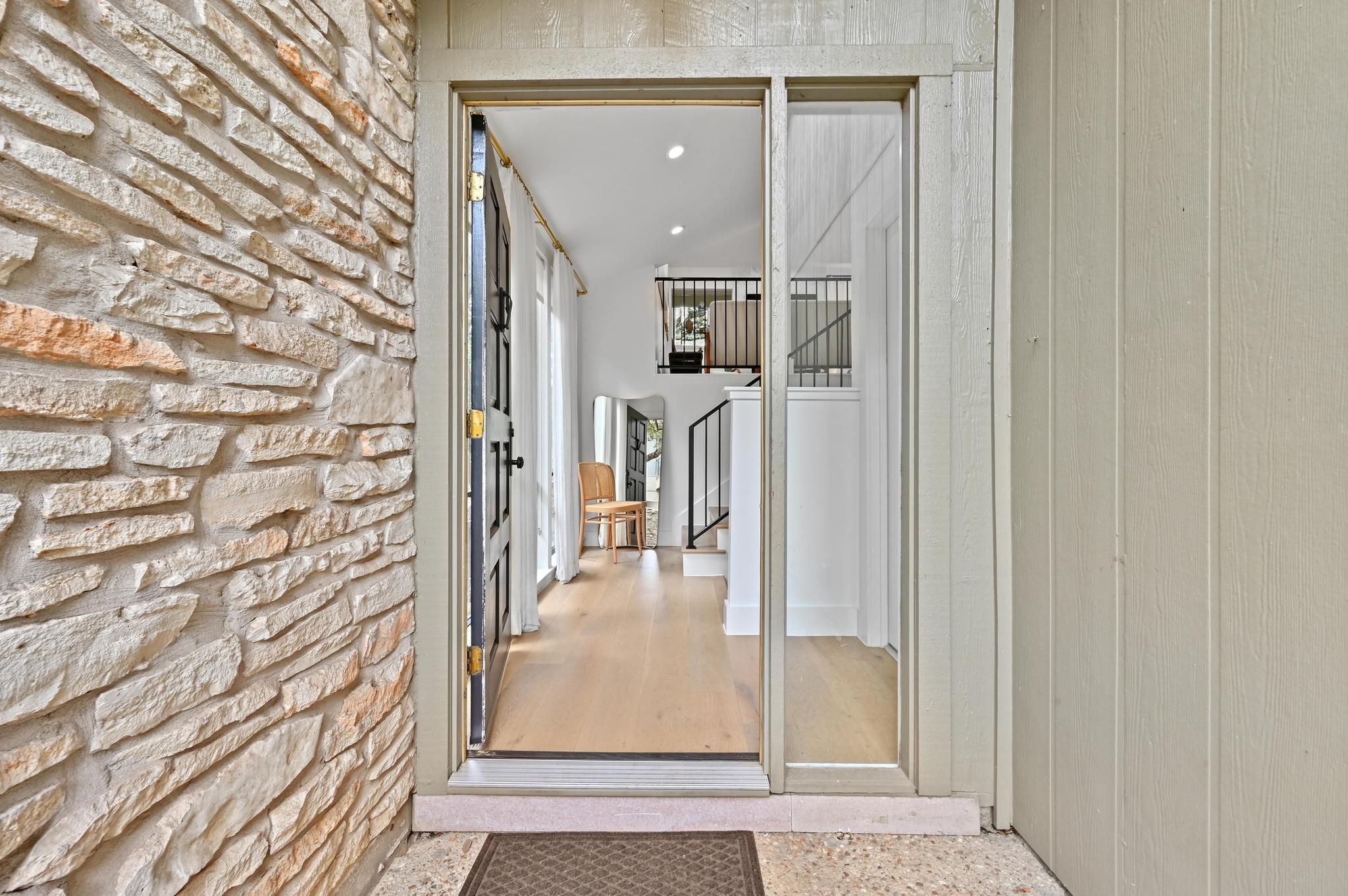 1821 Westlake Dr # 105, Austin, TX 78746