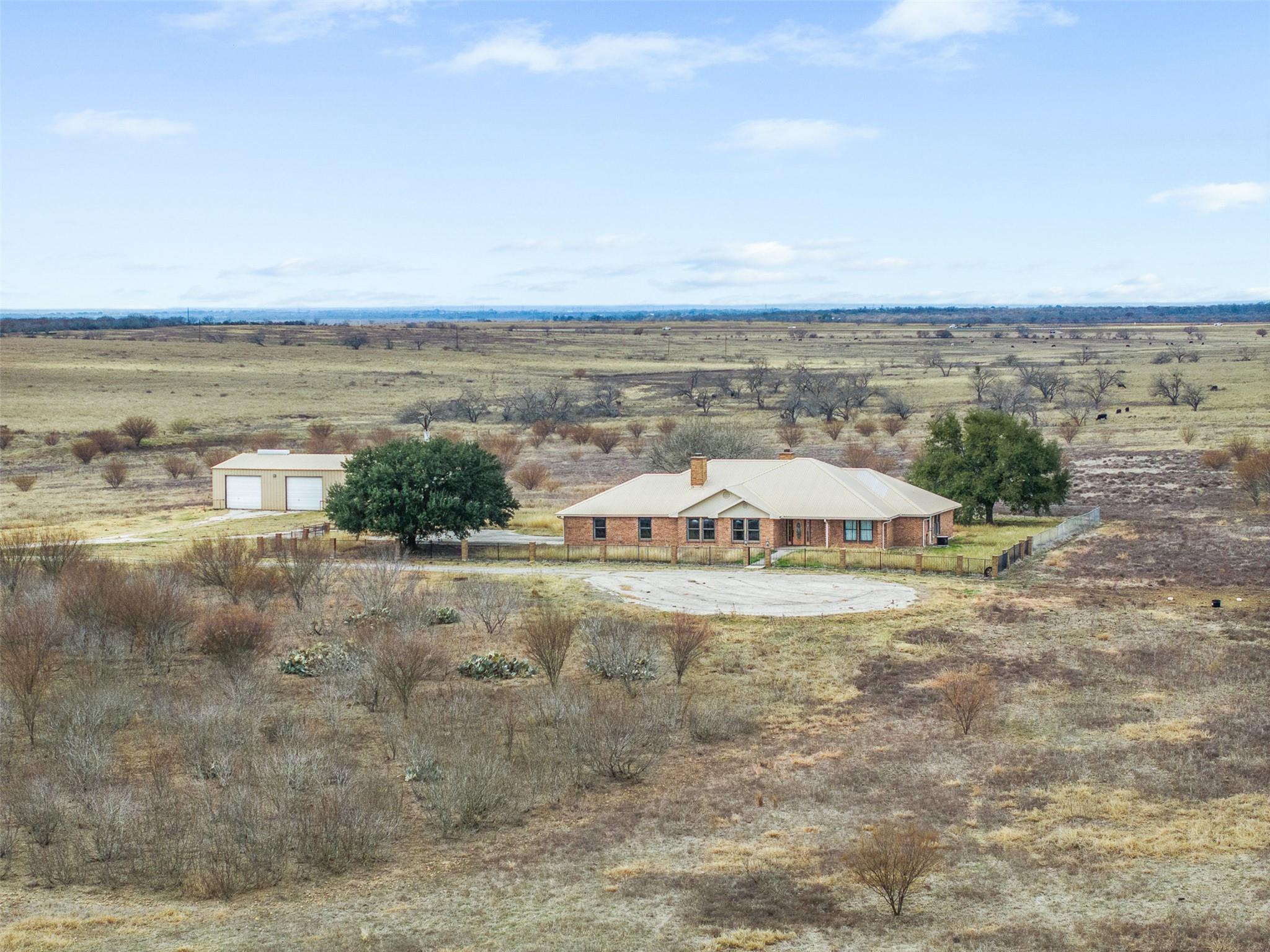 2884 Political Rd, Lockhart, TX 78644